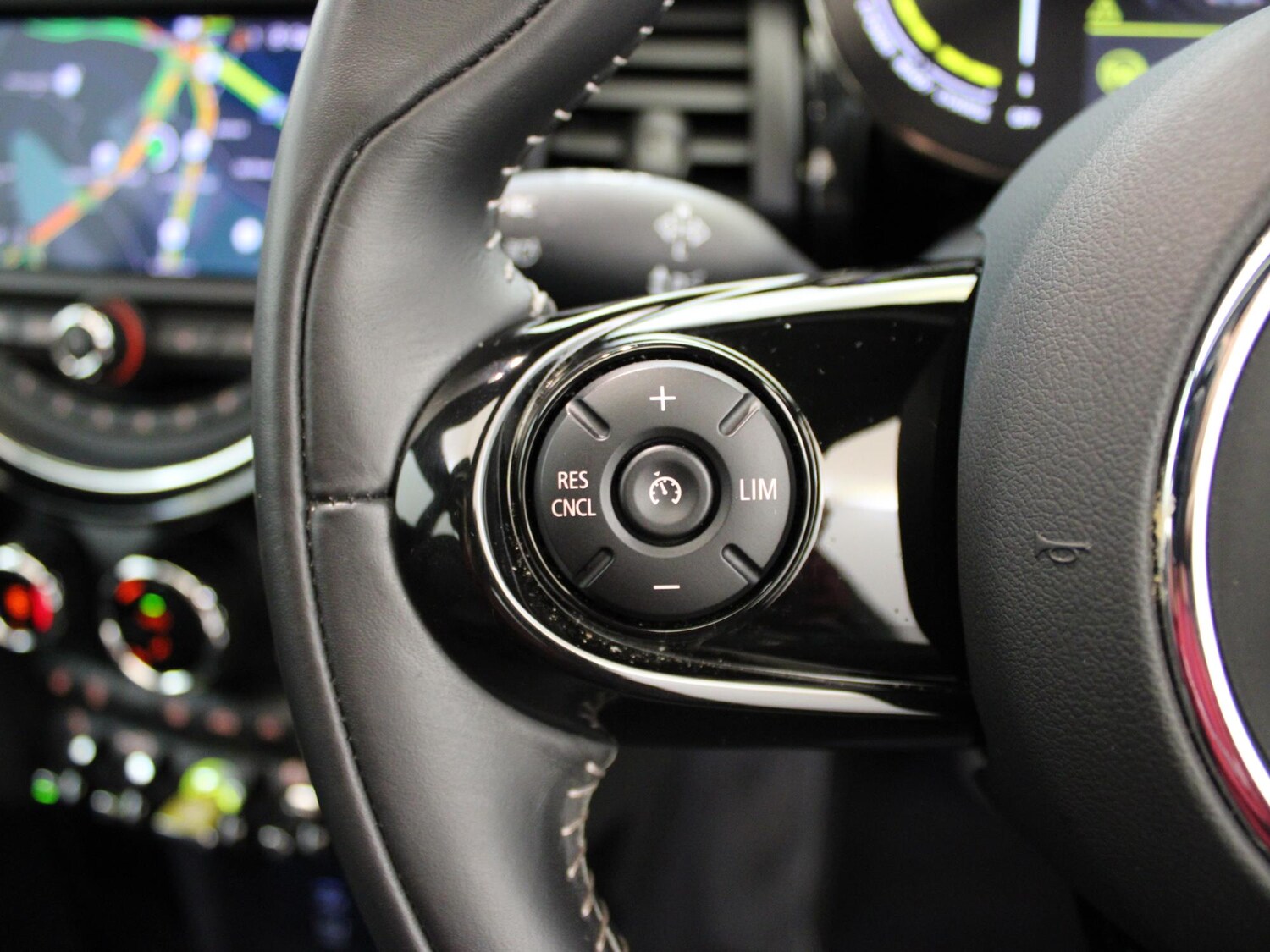 Used MINI Hatch 2020 for sale - 76157980: Photo 40