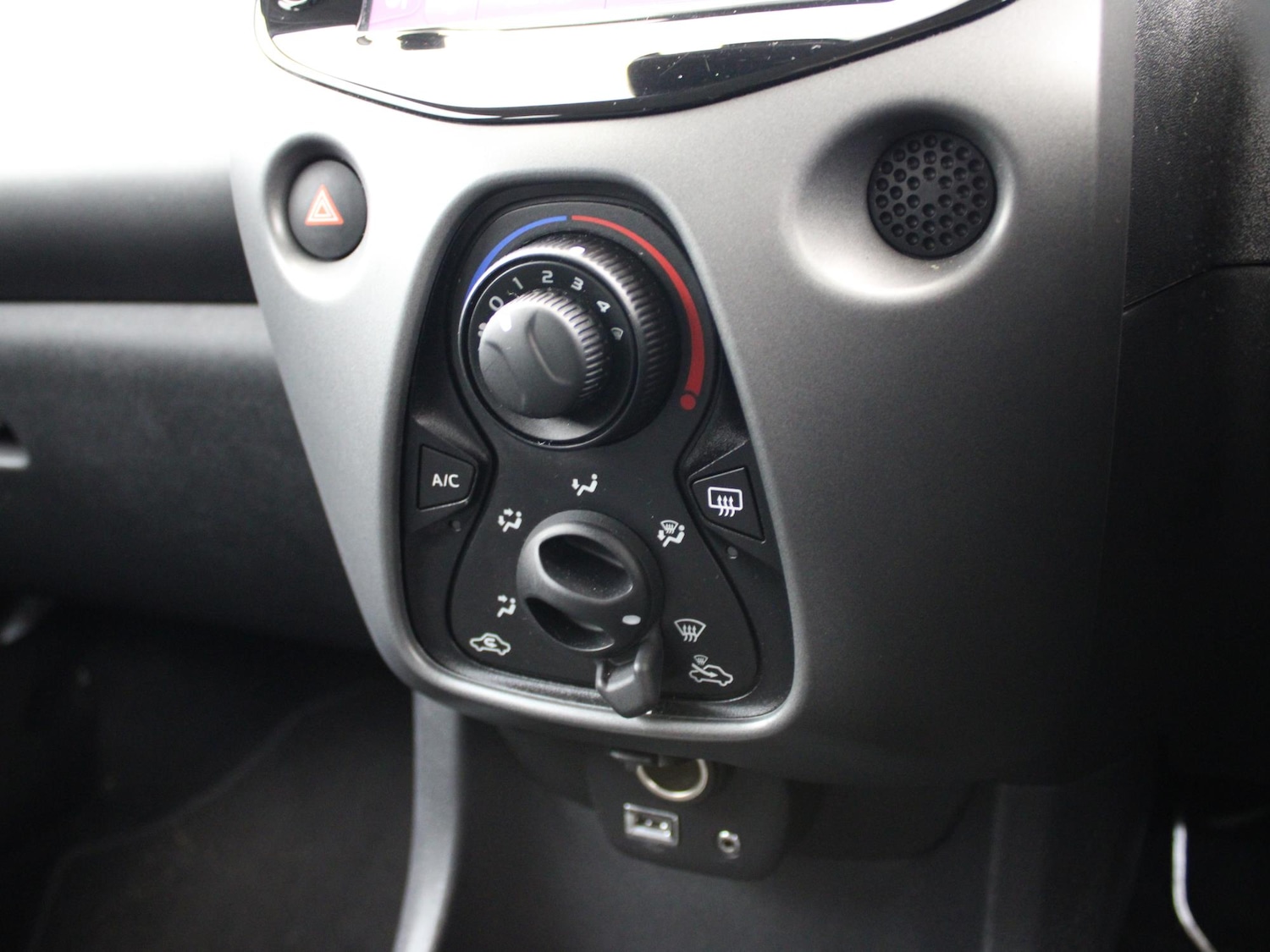 Used Toyota AYGO 2021 for sale - 77348489: Photo 22