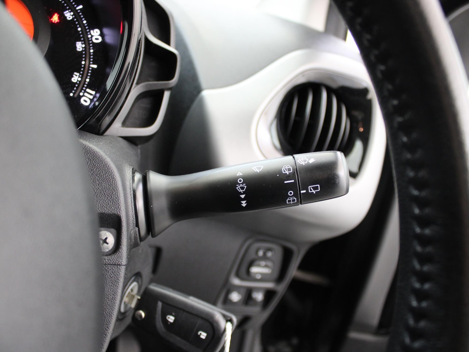 Used Toyota AYGO 2021 for sale - 77348489: Photo 29