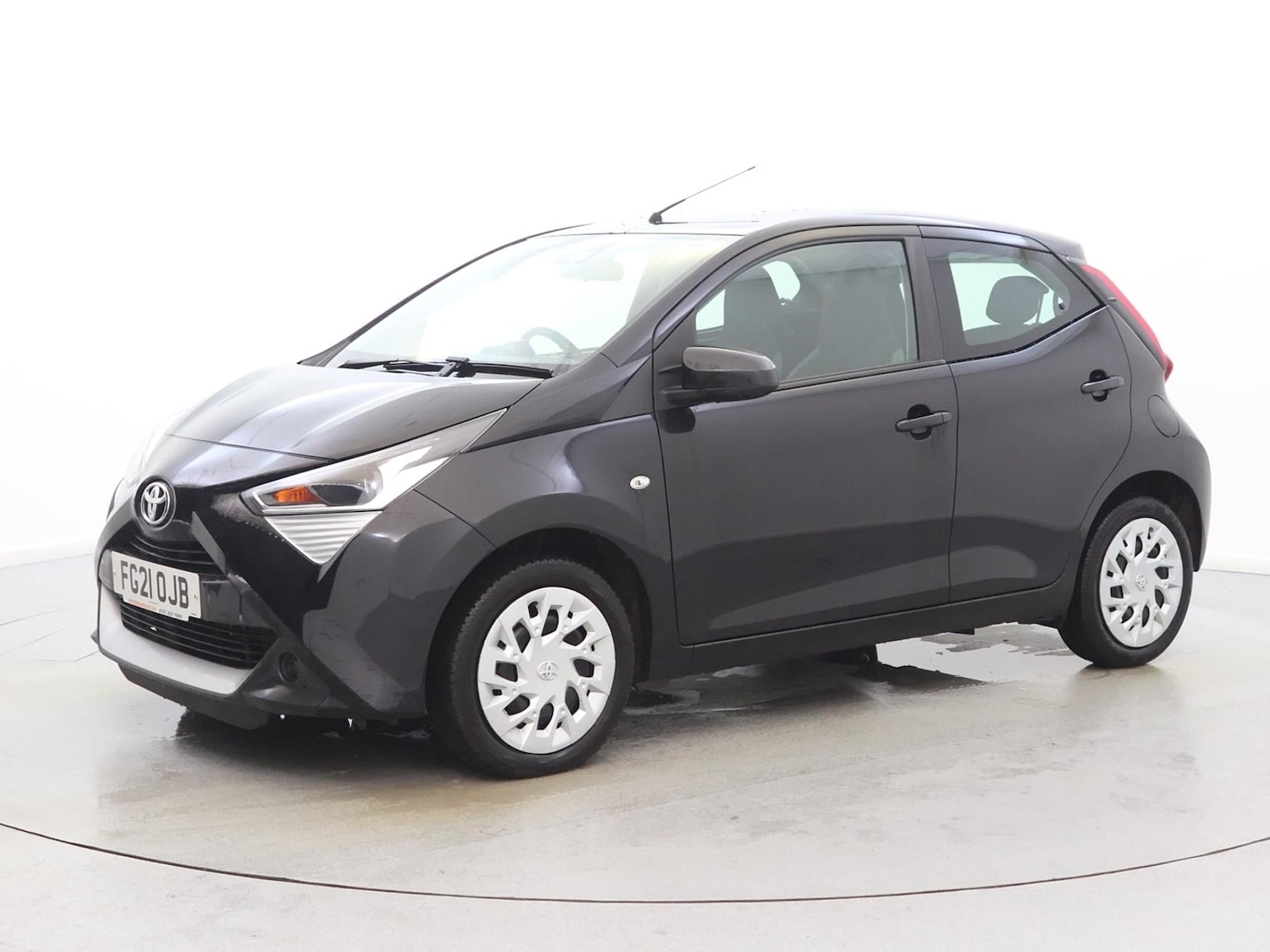 Used Toyota AYGO 2021 for sale - 77348489: Photo 3