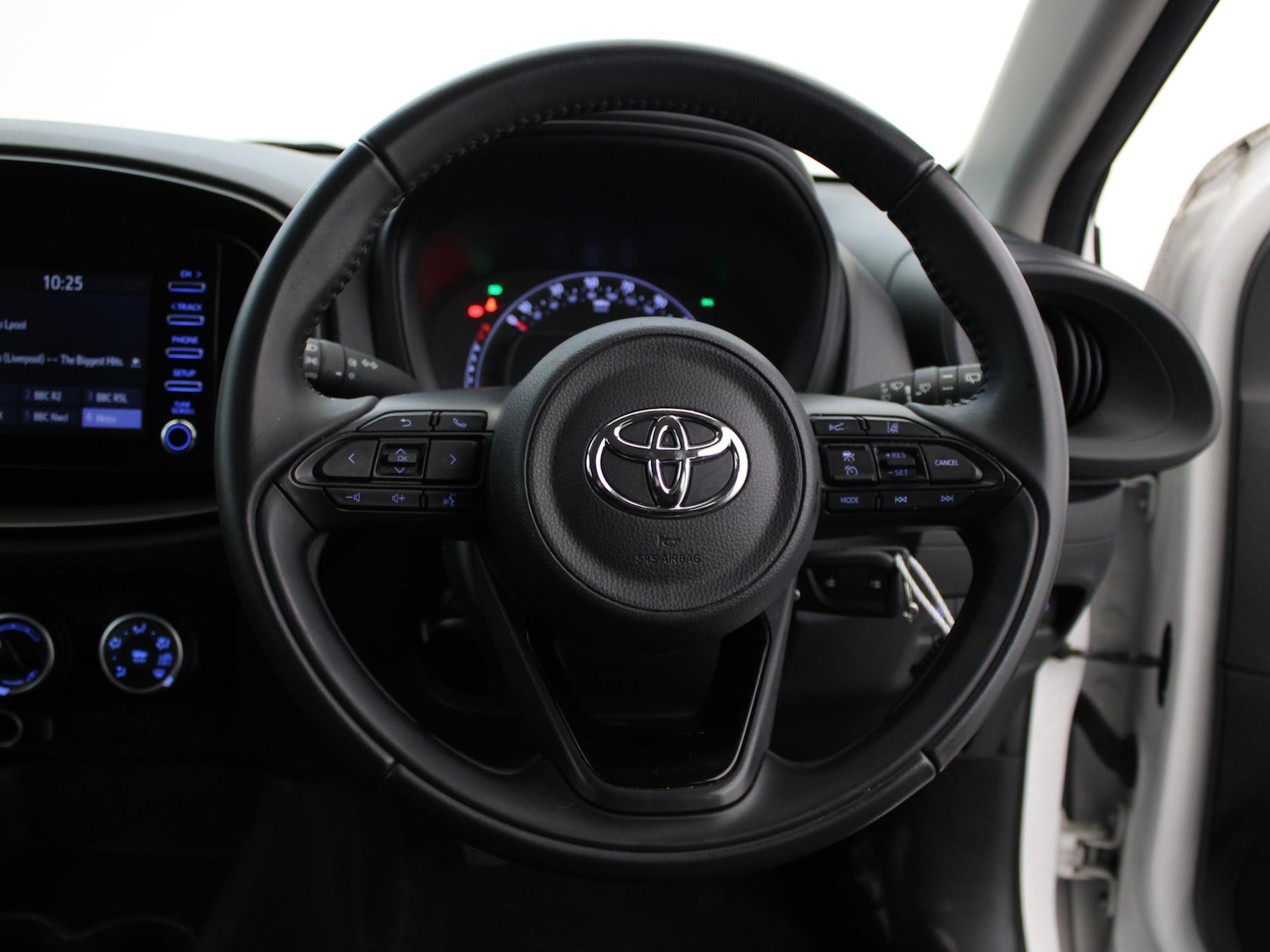 Used Toyota Aygo X 2022 for sale - 77044372: Photo 25