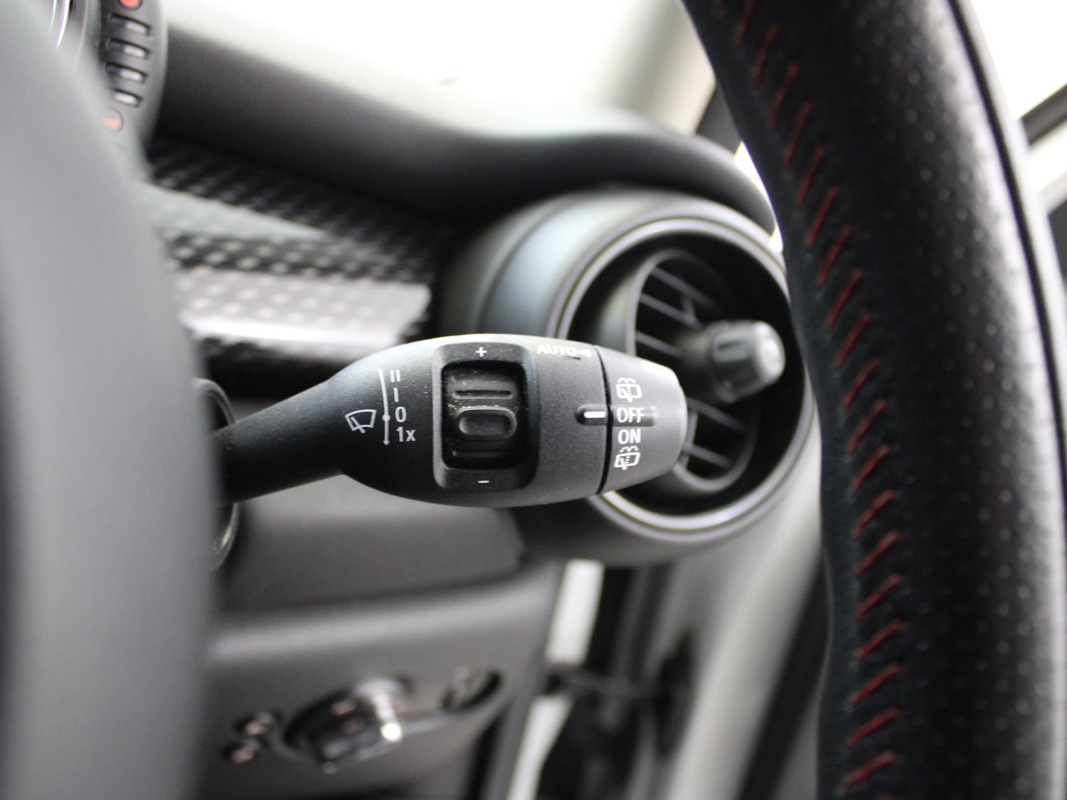 Used MINI Hatch 2016 for sale - 76587967: Photo 24