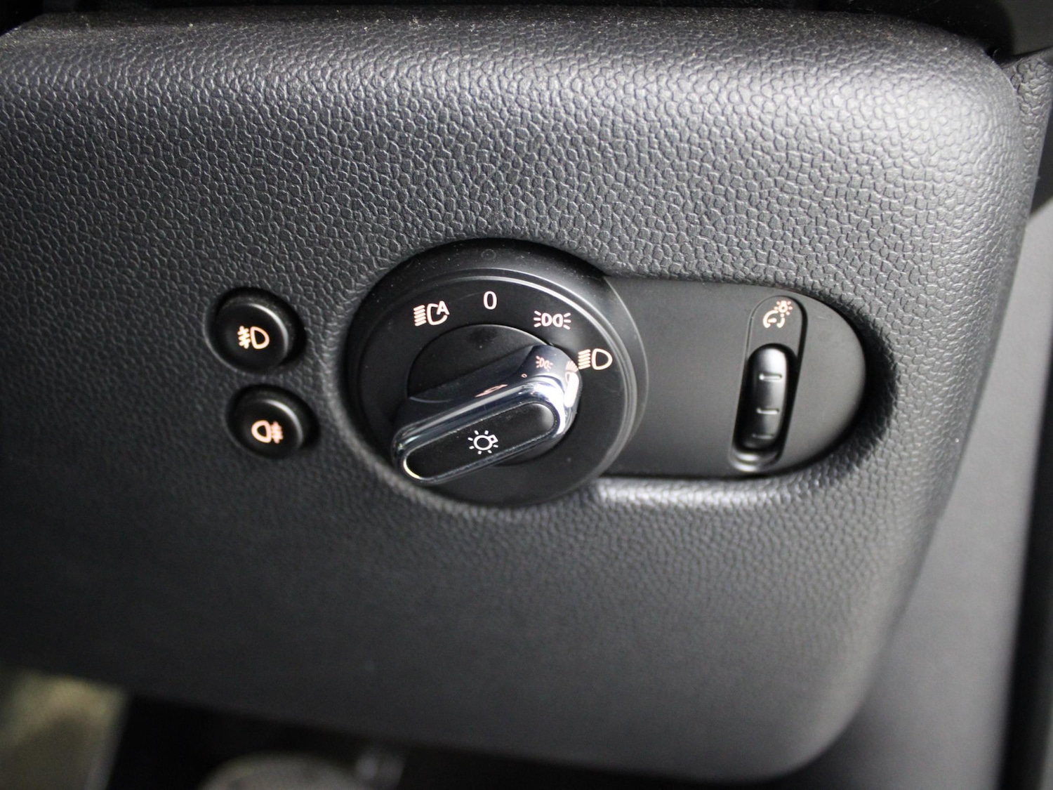 Used MINI Hatch 2016 for sale - 76587967: Photo 25