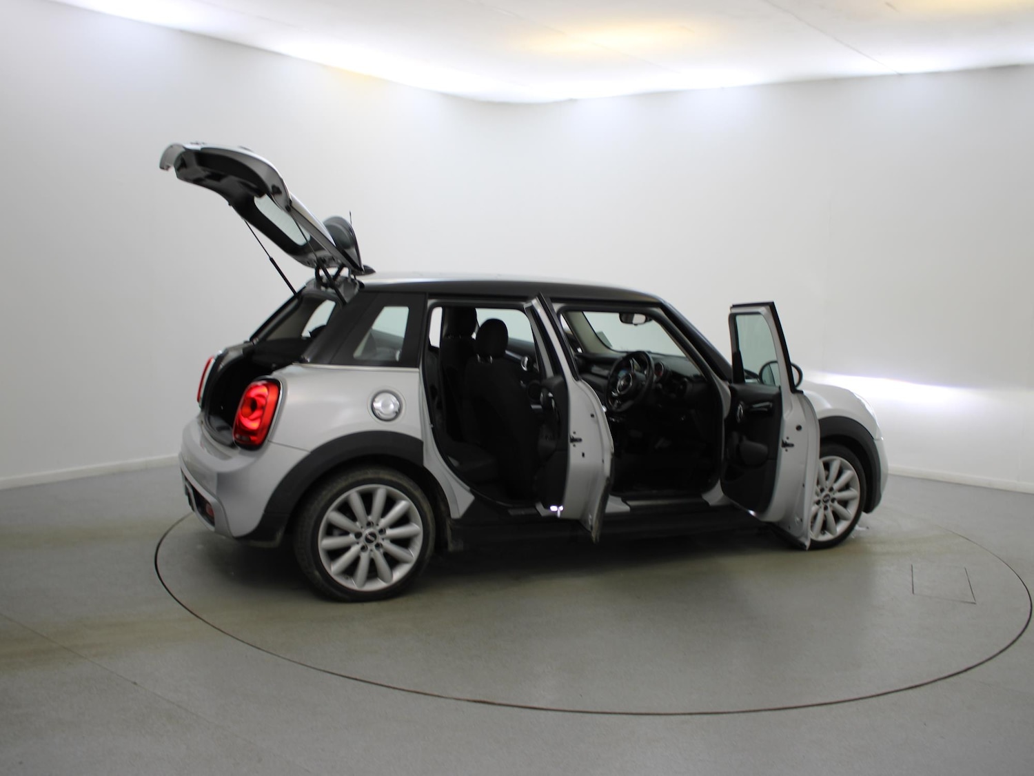 Used MINI Hatch 2016 for sale - 76587967: Photo 28