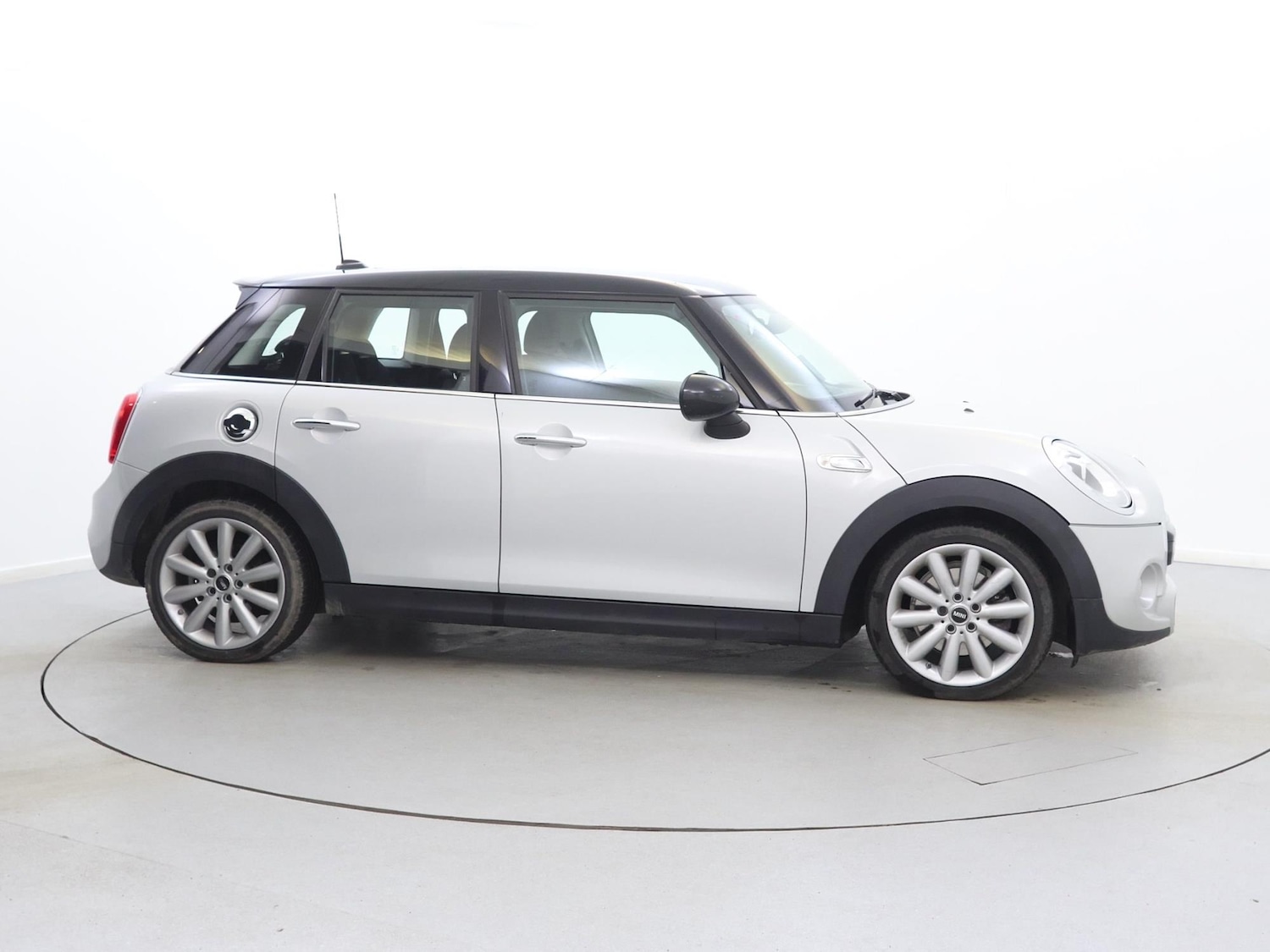 Used MINI Hatch 2016 for sale - 76587967: Photo 8