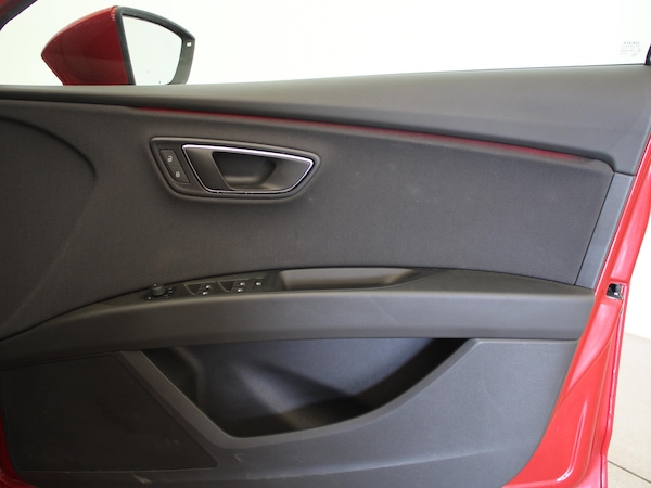 Used SEAT Leon 2018 for sale - 74939240: Photo 24