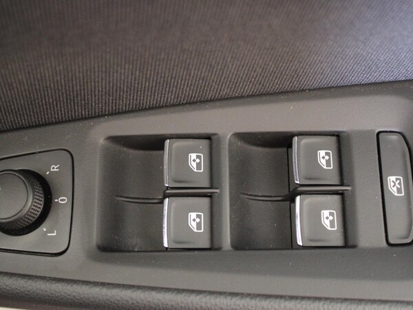 Used SEAT Leon 2018 for sale - 74939240: Photo 25