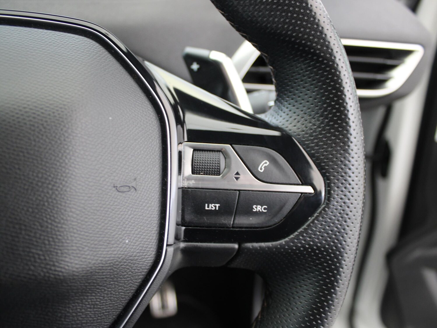 Used Peugeot 5008 2023 for sale - 77240065: Photo 29