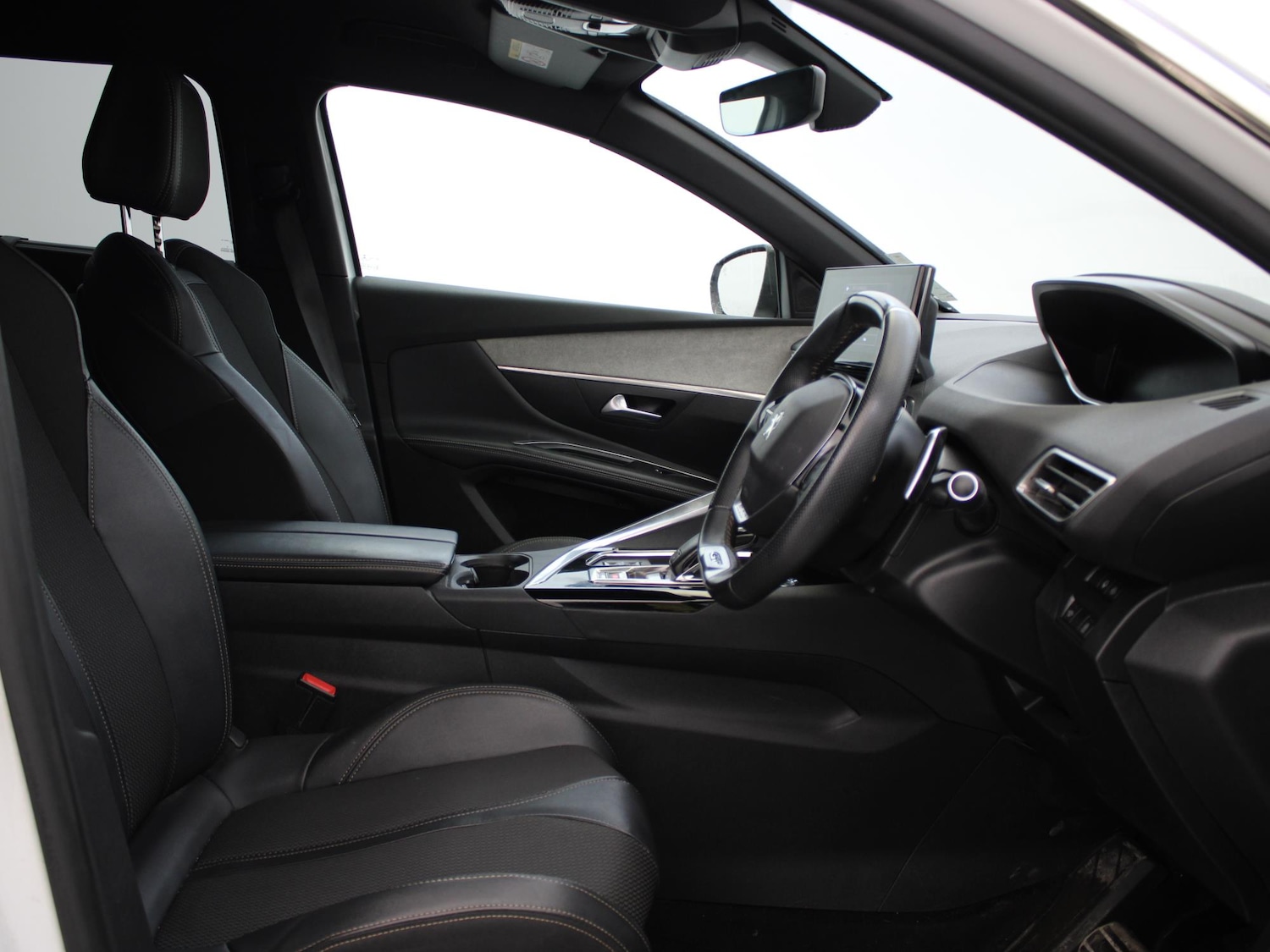 Used Peugeot 5008 2023 for sale - 77240065: Photo 9