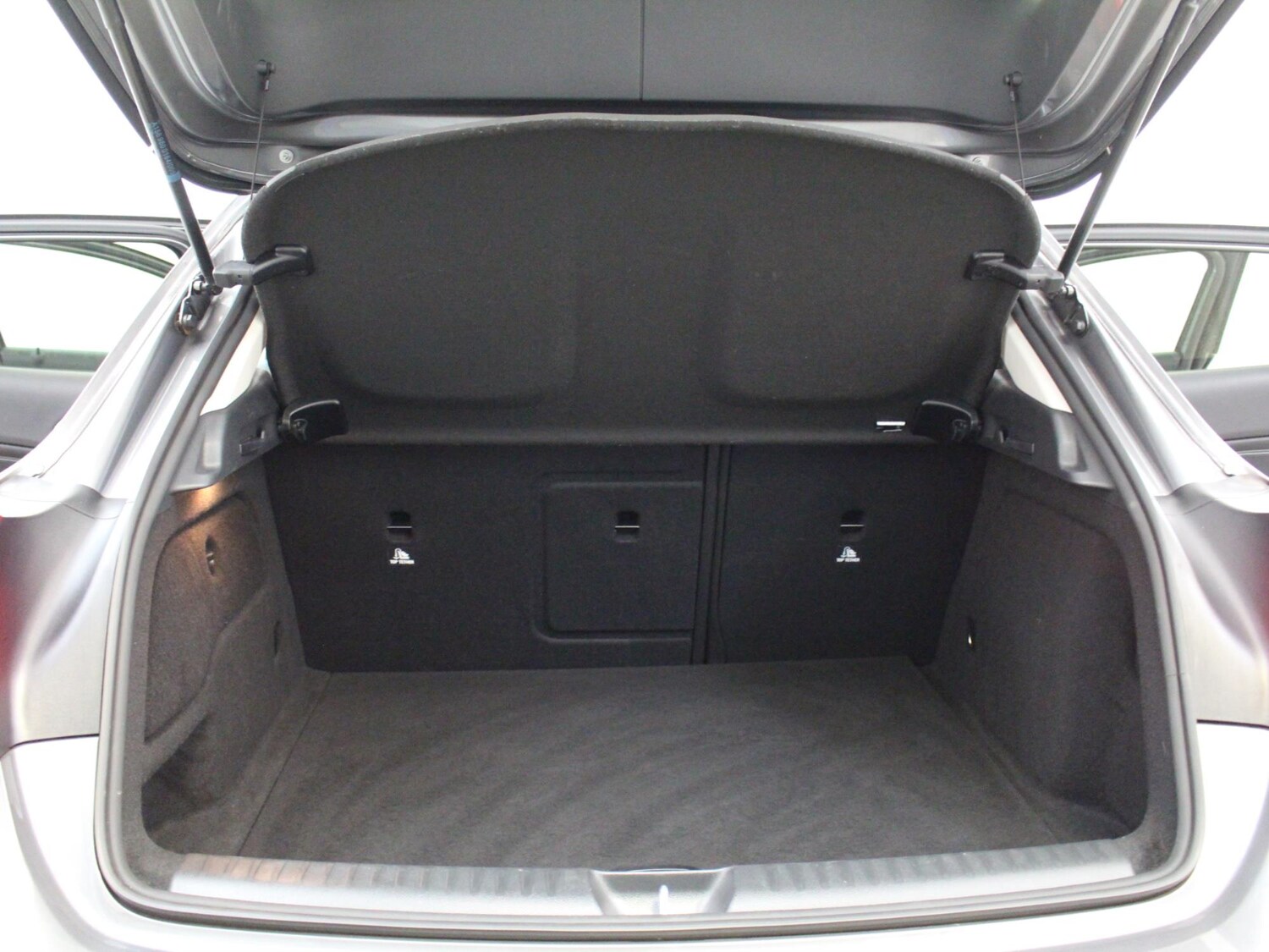 Used Mercedes-Benz GLA 2019 for sale - 78038106: Photo 36