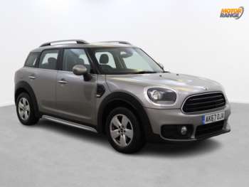 2017 - 2.0 Cooper D 5dr [Chili/Media Pack XL]