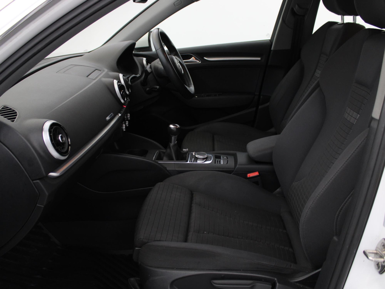 Used Audi A3 2017 for sale - 77044362: Photo 10