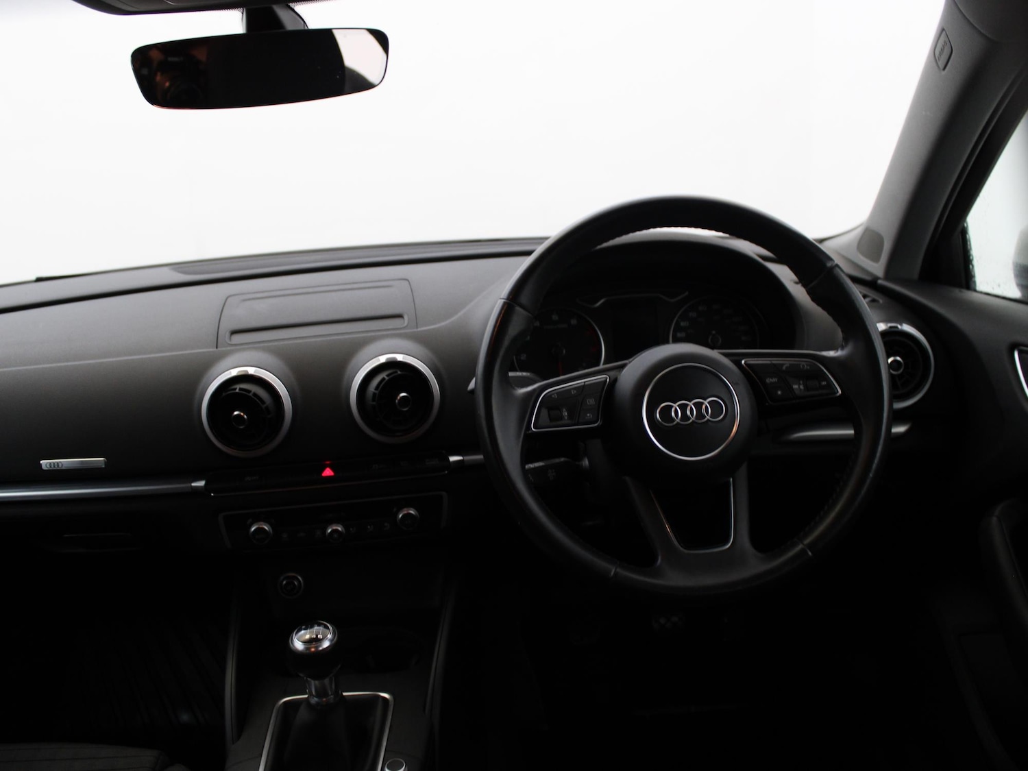 Used Audi A3 2017 for sale - 77044362: Photo 12