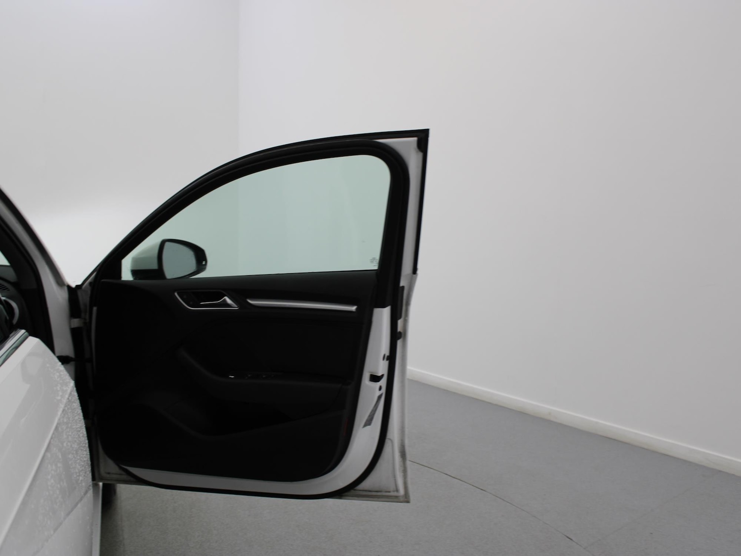 Used Audi A3 2017 for sale - 77044362: Photo 29