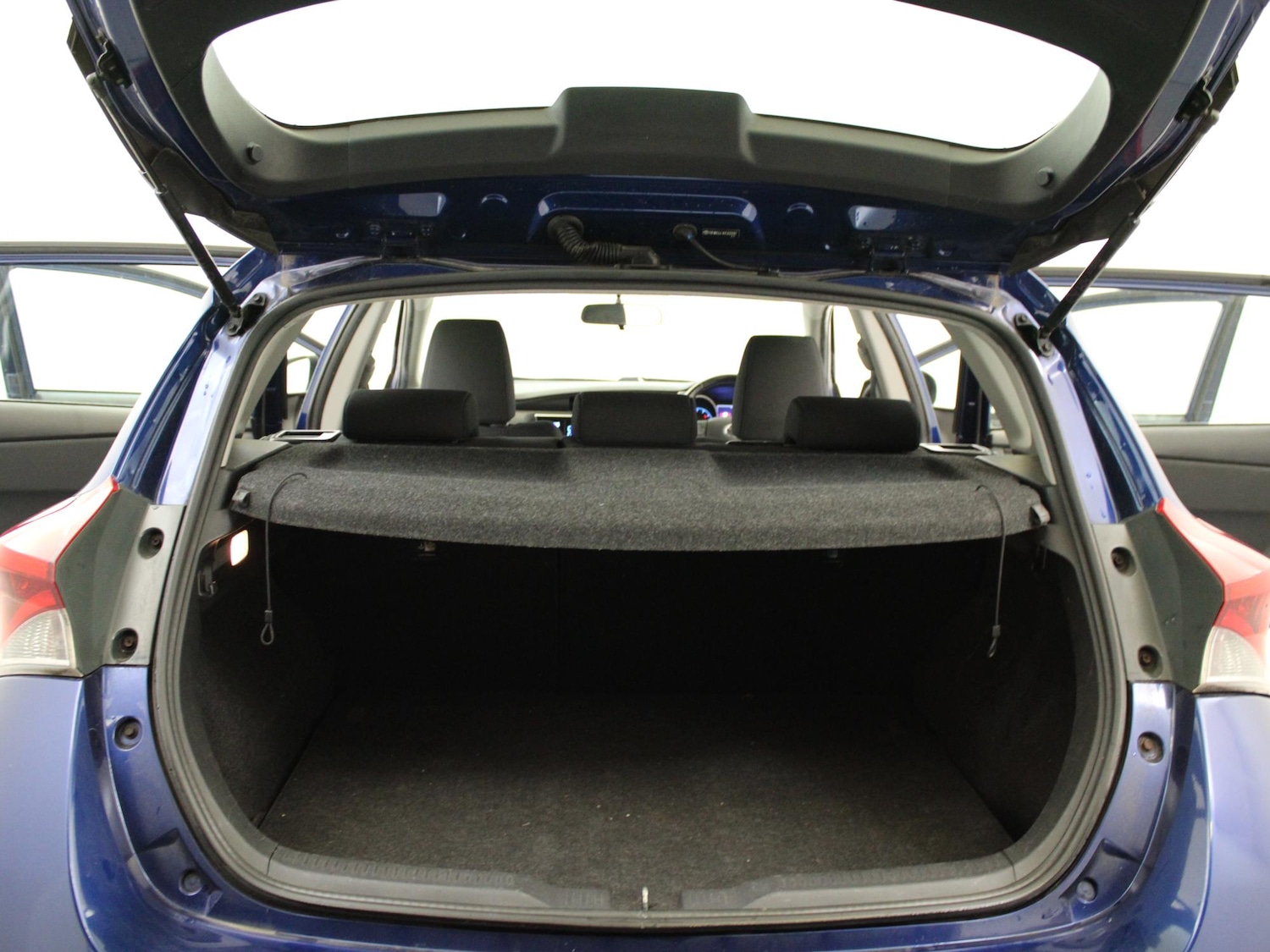 Vehicle 33