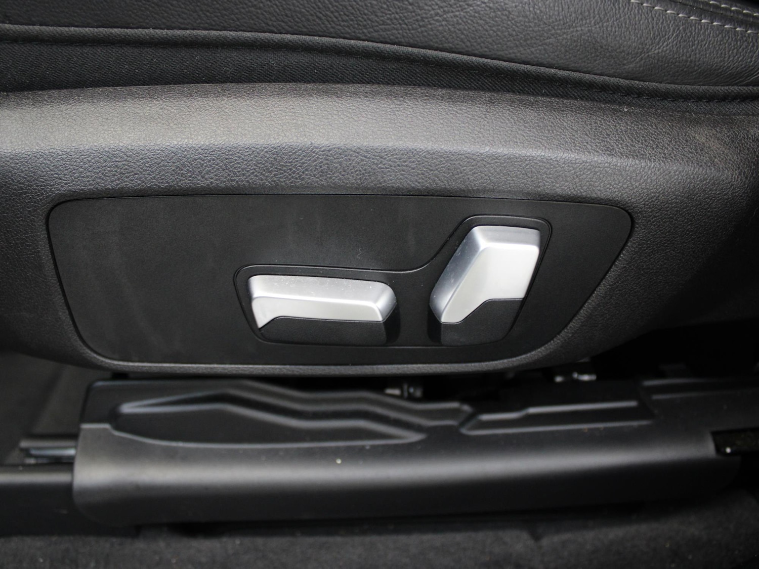 Used BMW iX3 2021 for sale - 77135400: Photo 12