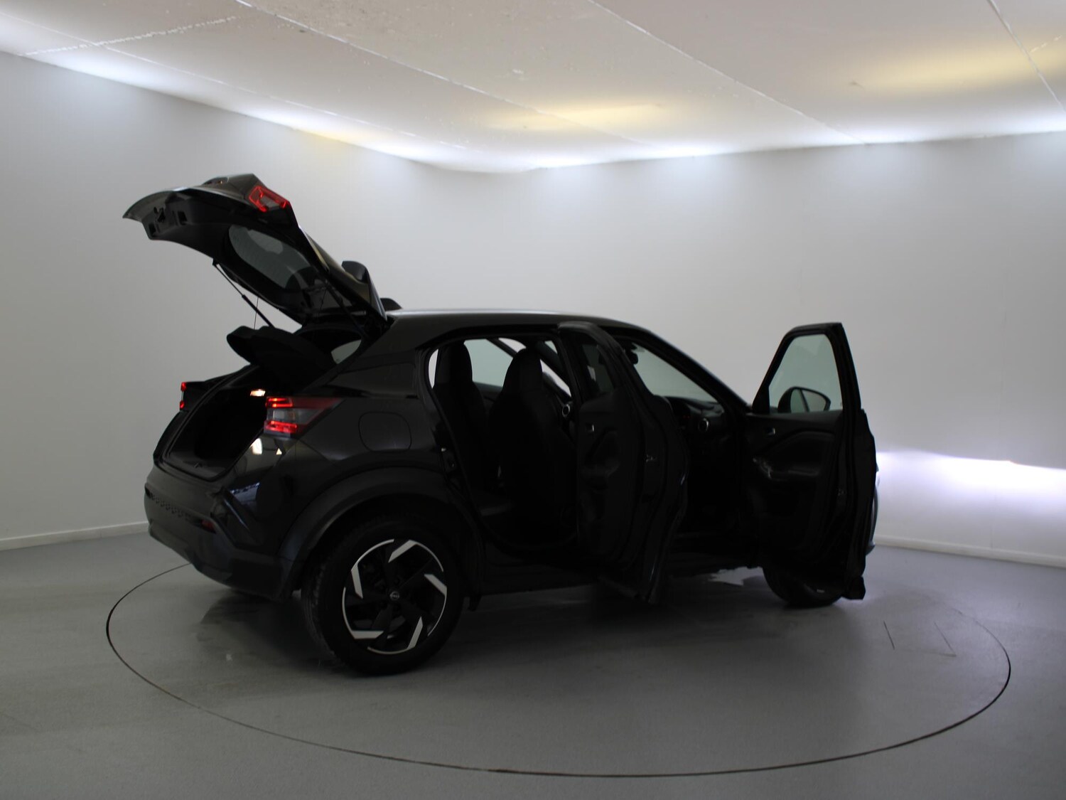 Vehicle 33