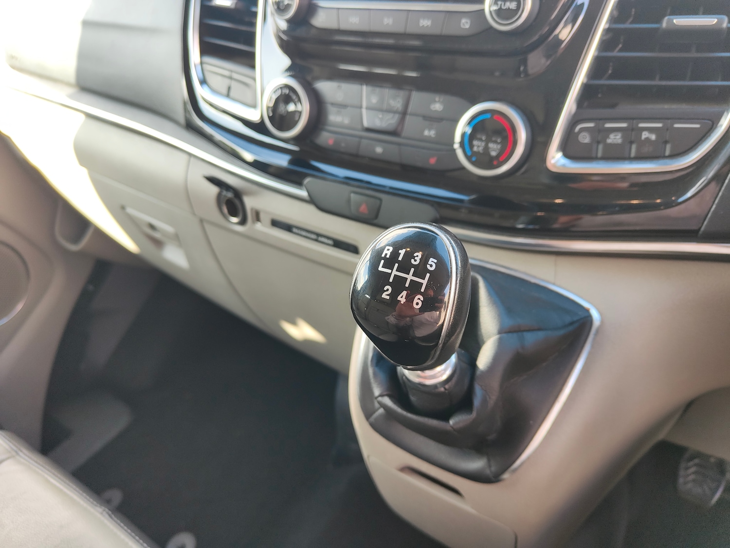 Used Ford Tourneo Custom 2022 for sale - 76588058: Photo 15