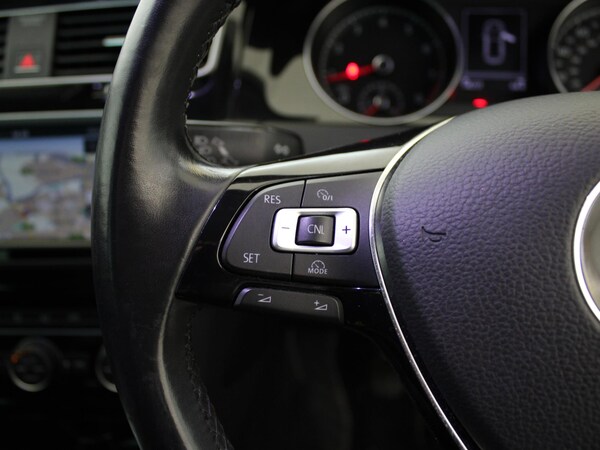Used Volkswagen Golf 2016 for sale - 76077429: Photo 29
