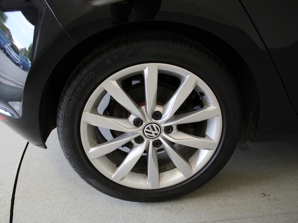 Used Volkswagen Golf 2016 for sale - 76077429: Photo 41