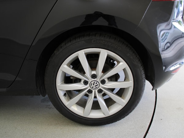 Used Volkswagen Golf 2016 for sale - 76077429: Photo 42