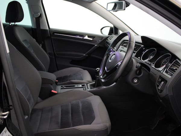 Used Volkswagen Golf 2016 for sale - 76077429: Photo 9