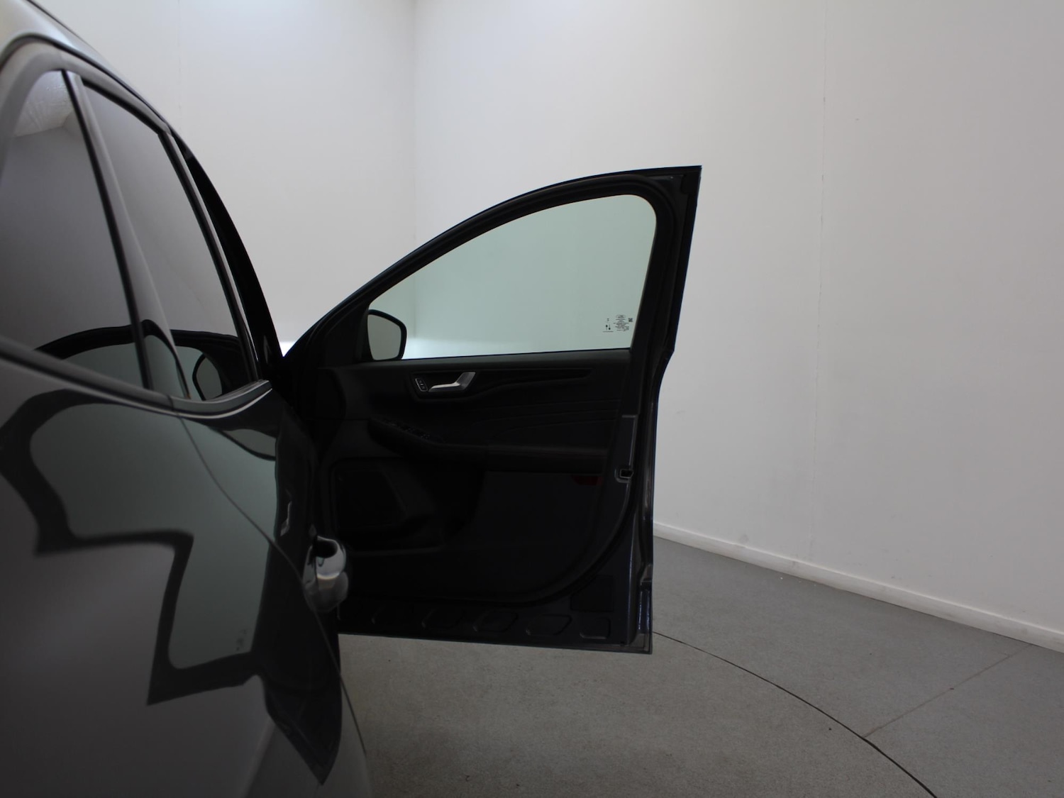 Used Ford Kuga 2022 for sale - 77240079: Photo 28