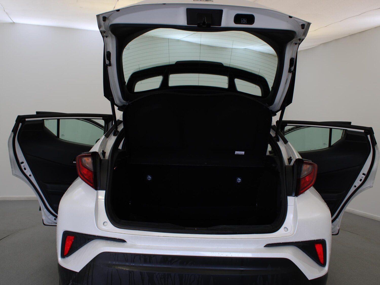 Used Toyota C-HR 2022 for sale - 77348308: Photo 19