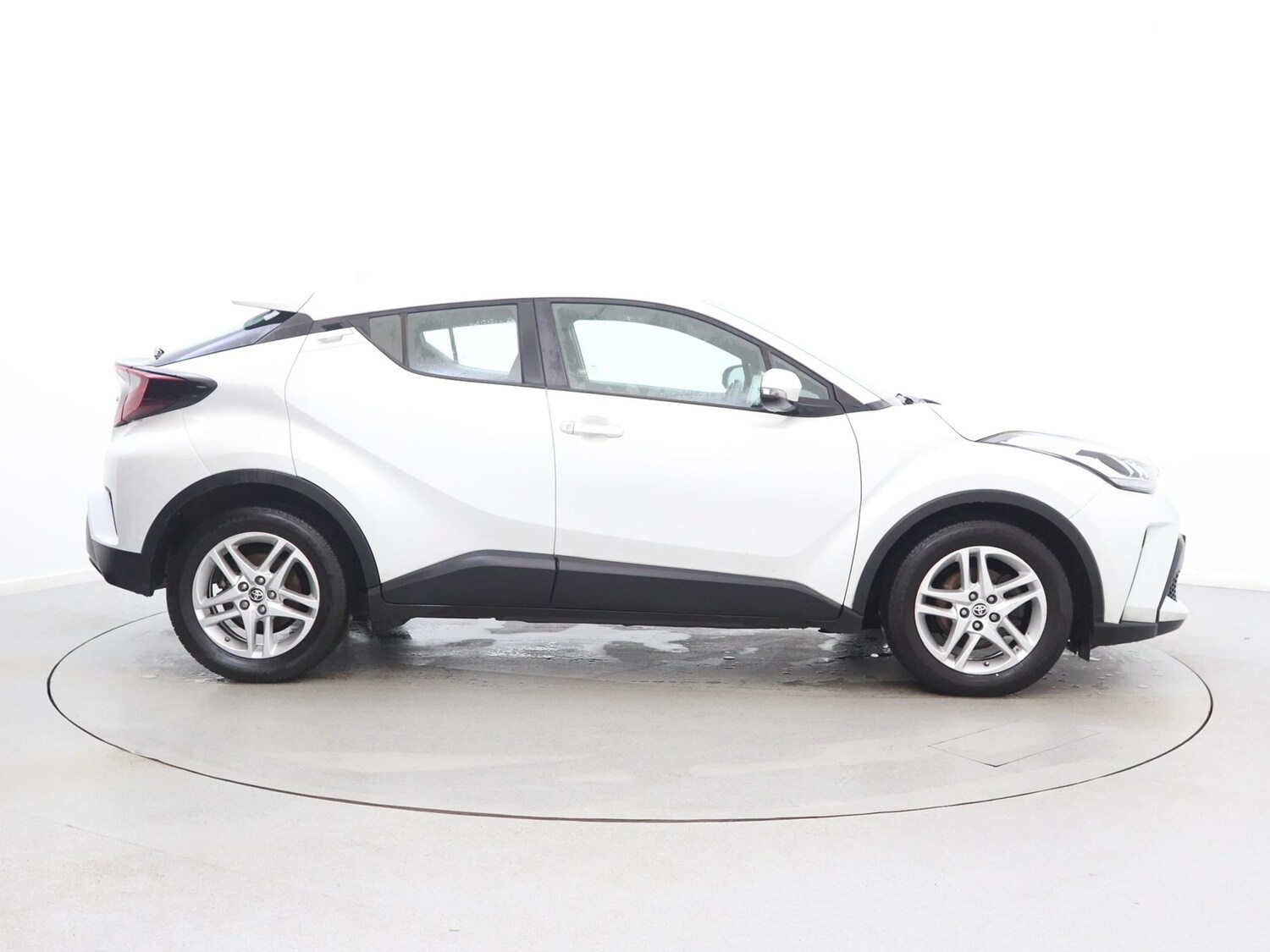 Used Toyota C-HR 2022 for sale - 77348308: Photo 8