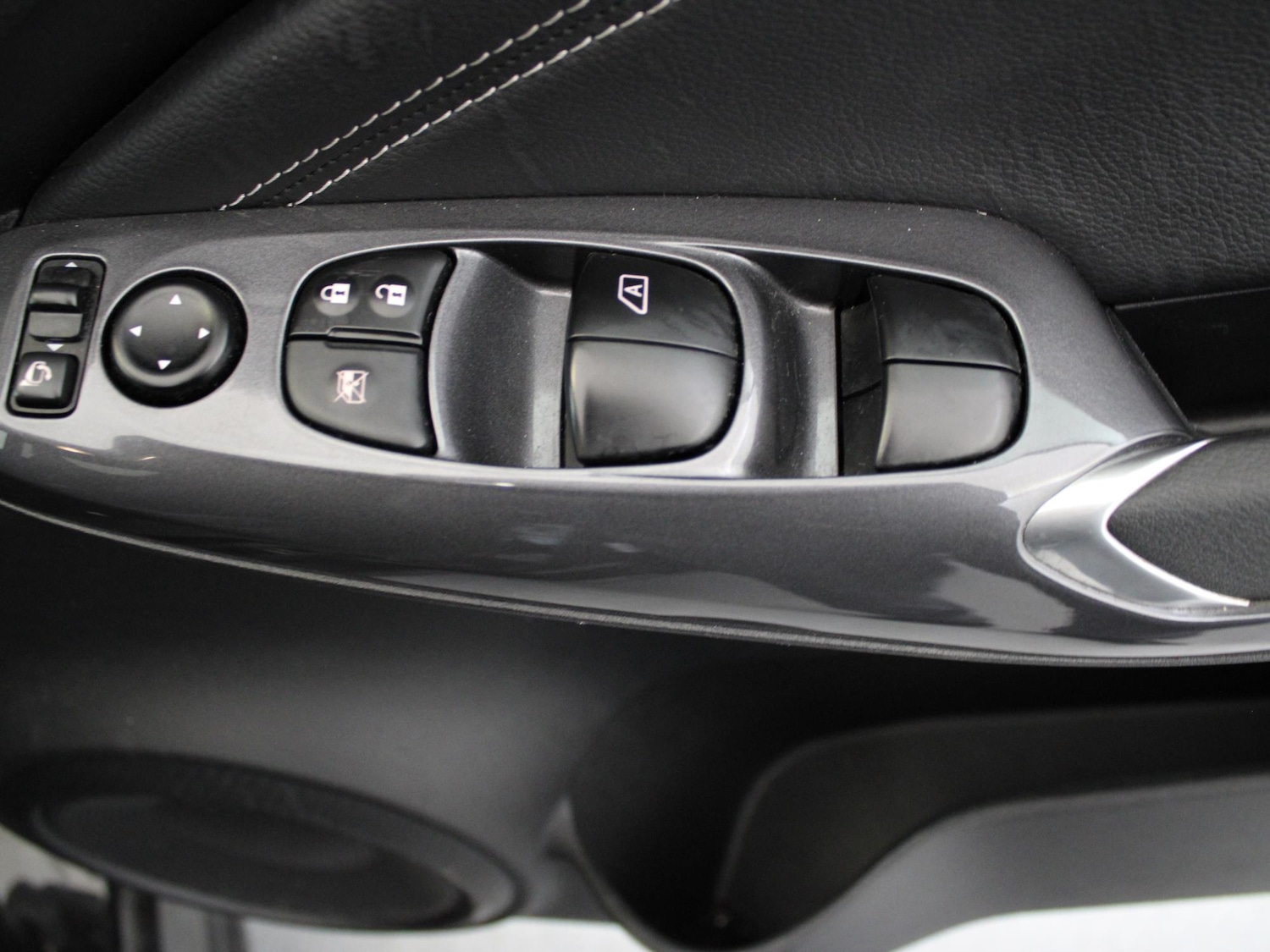 Used Nissan Juke 2023 for sale - 76157907: Photo 32