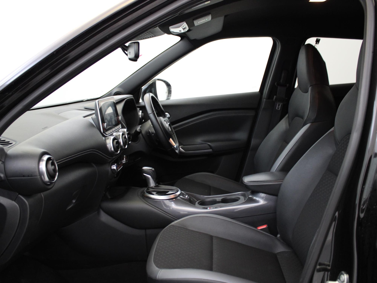 Used Nissan Juke 2023 for sale - 76157907: Photo 9