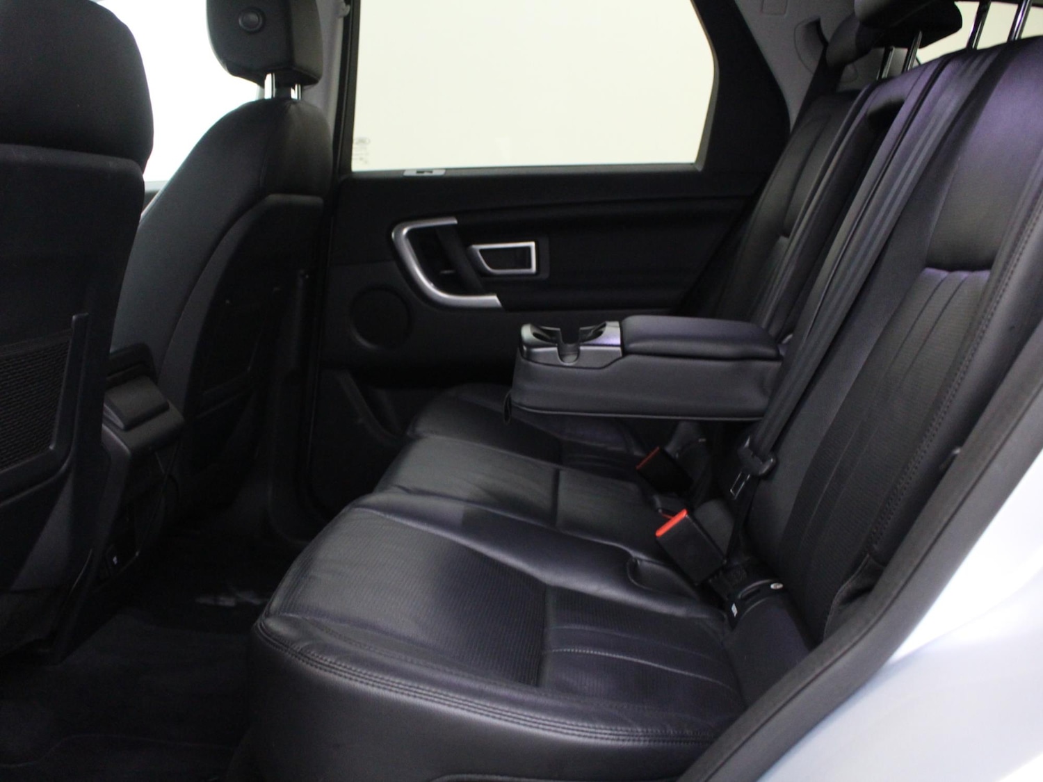 Used Land Rover Discovery Sport 2018 for sale - 77973445: Photo 12