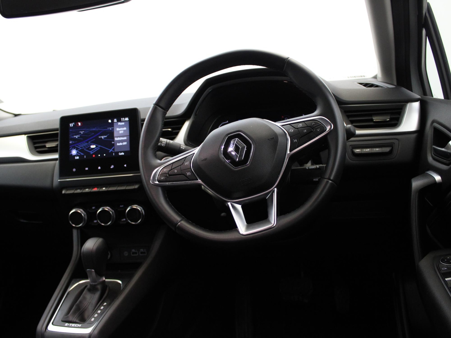 Used Renault Captur 2023 for sale - 76311175: Photo 15