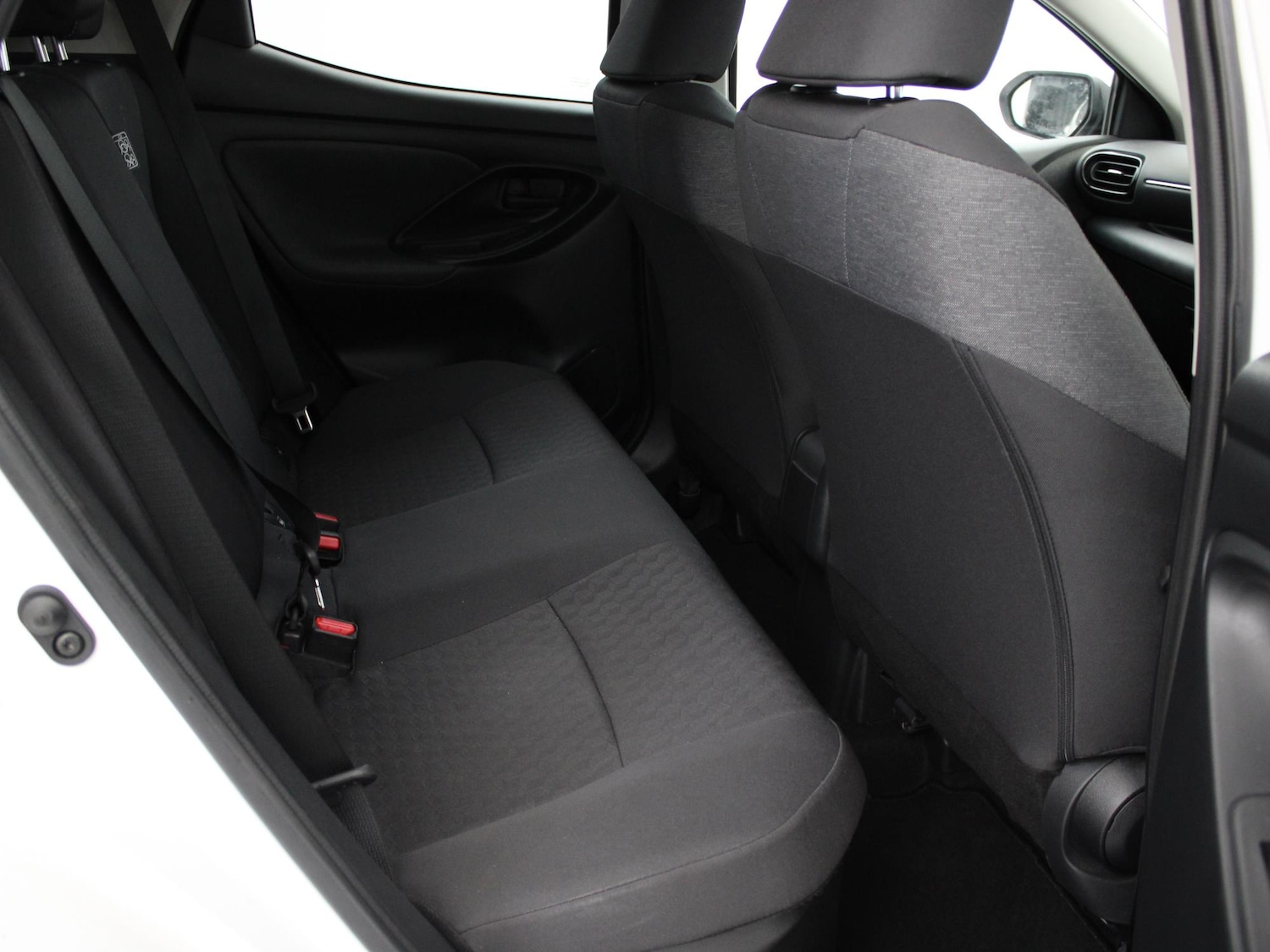 Used Toyota Yaris 2022 for sale - 76692369: Photo 12