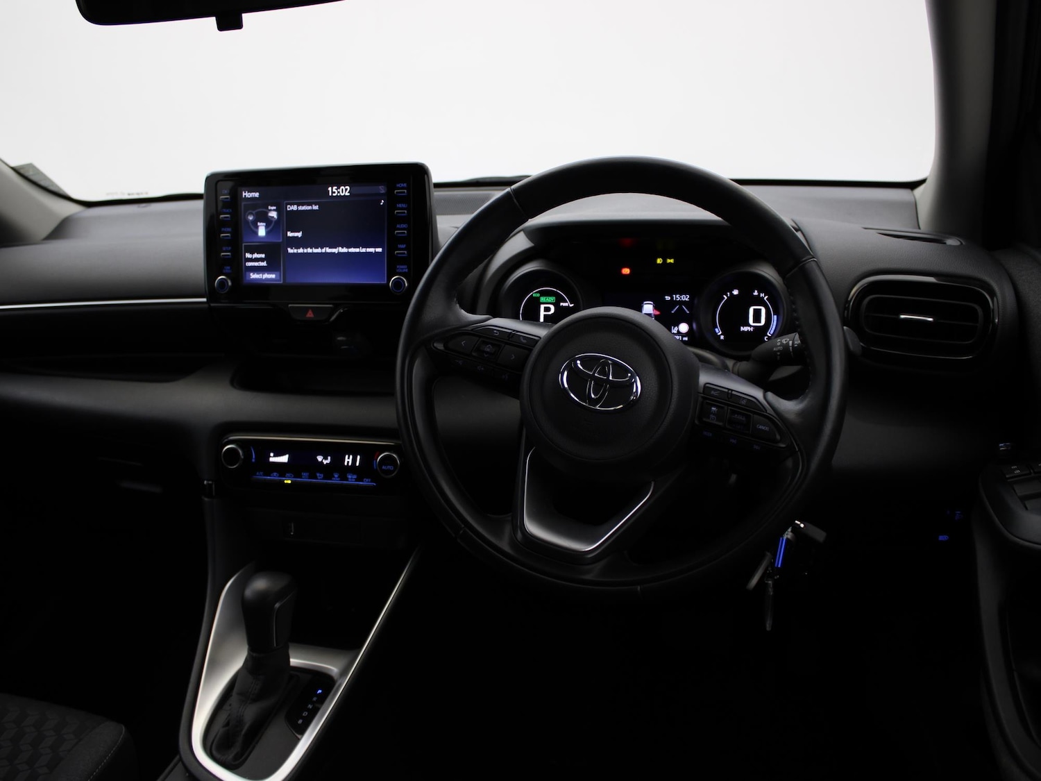 Used Toyota Yaris 2022 for sale - 76692369: Photo 14