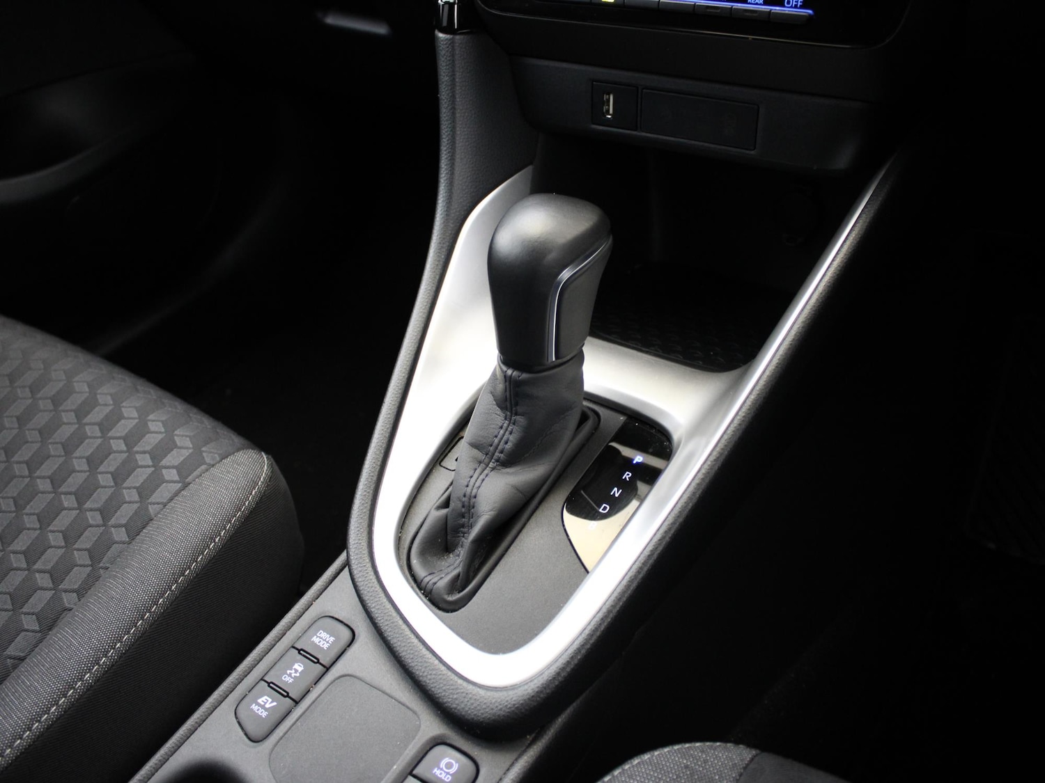 Used Toyota Yaris 2022 for sale - 76692369: Photo 25