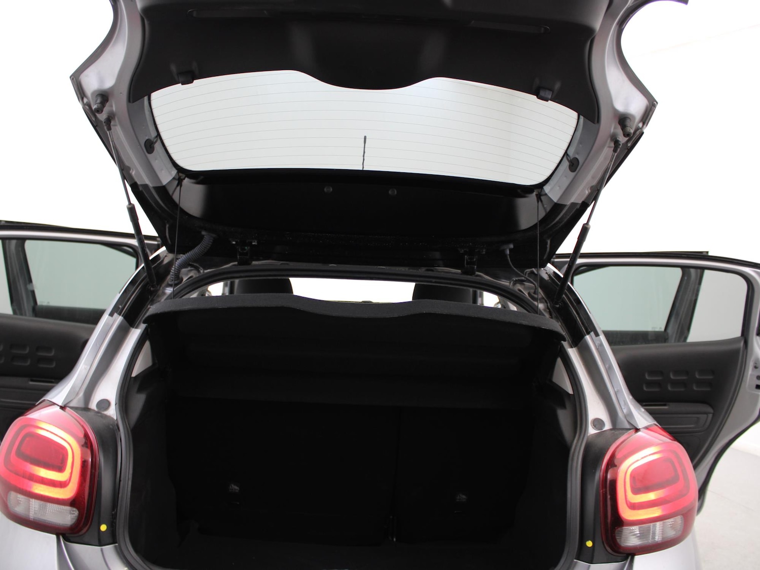 Used Citroen C3 2023 for sale - 77687068: Photo 33