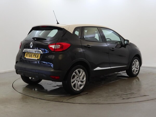 Used Renault Captur 2017 for sale - 76316249: Photo 5