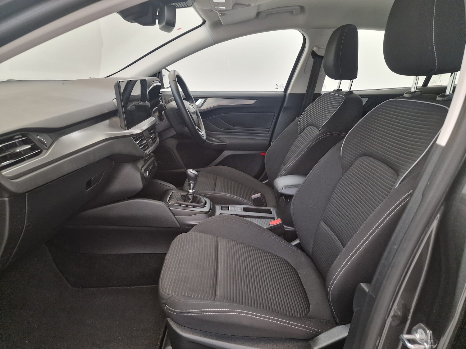 Used Ford Focus 2023 for sale - 76077278: Photo 10
