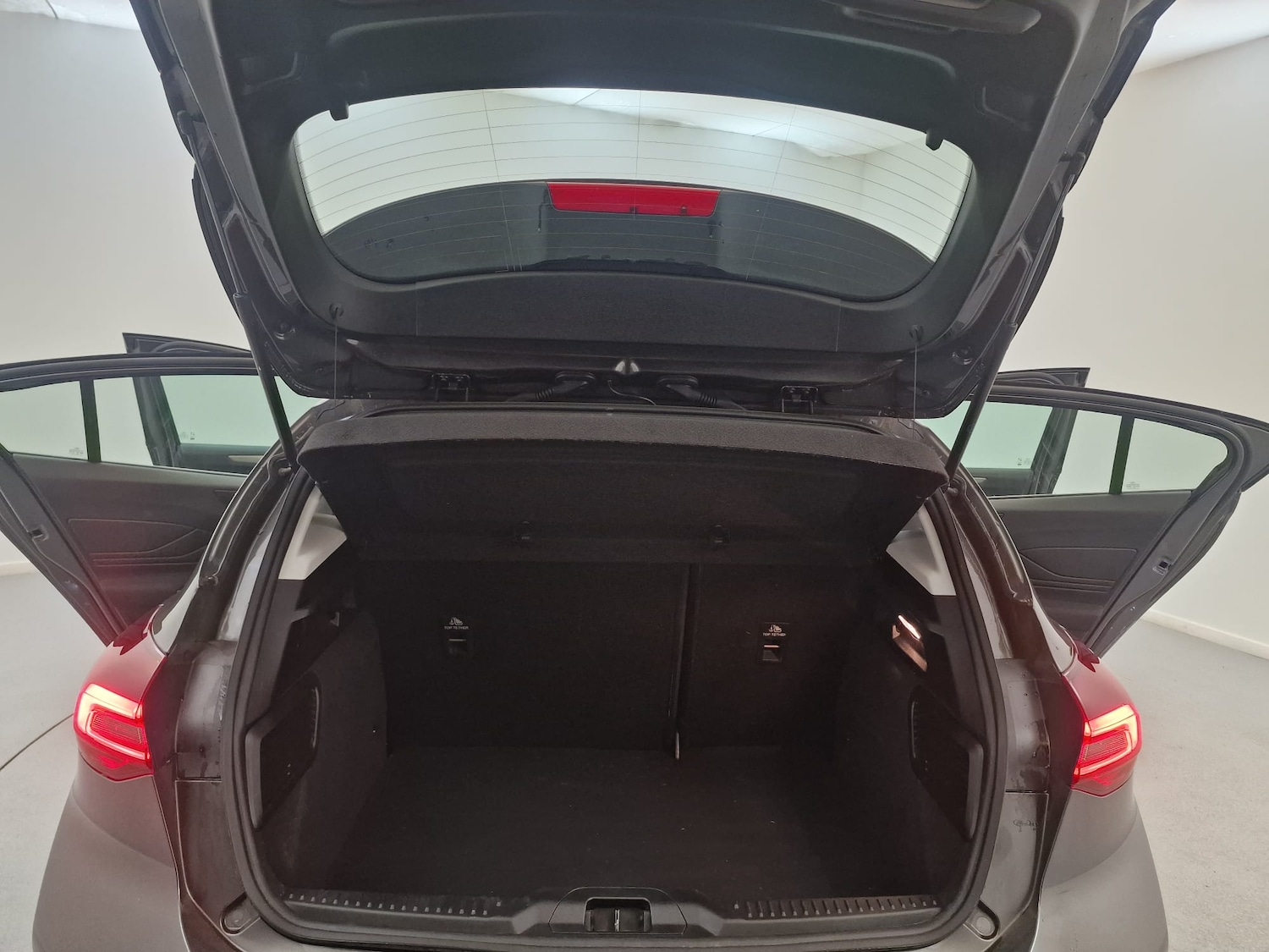 Used Ford Focus 2023 for sale - 76077278: Photo 33