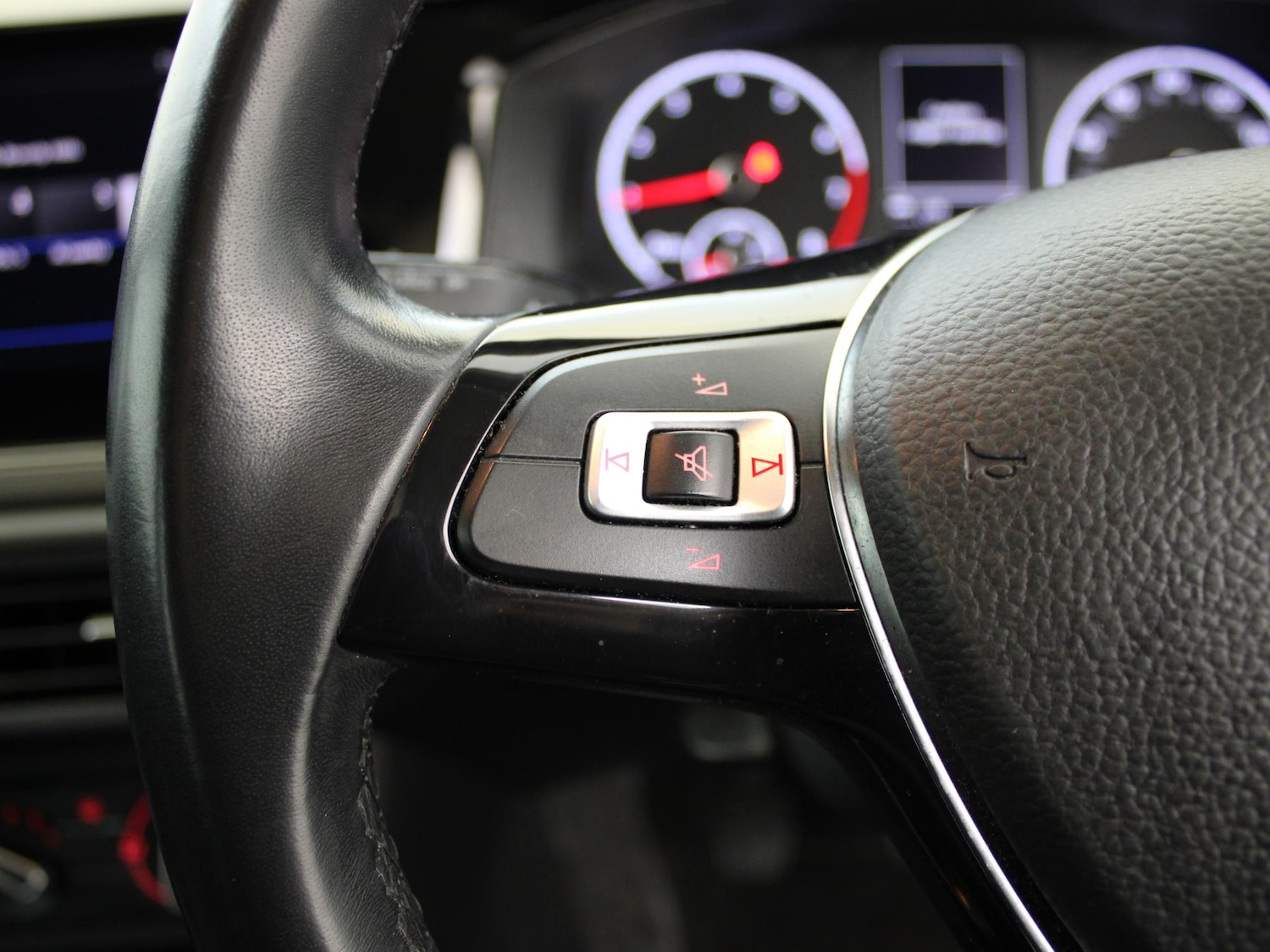 Used Volkswagen Polo 2020 for sale - 77158921: Photo 23