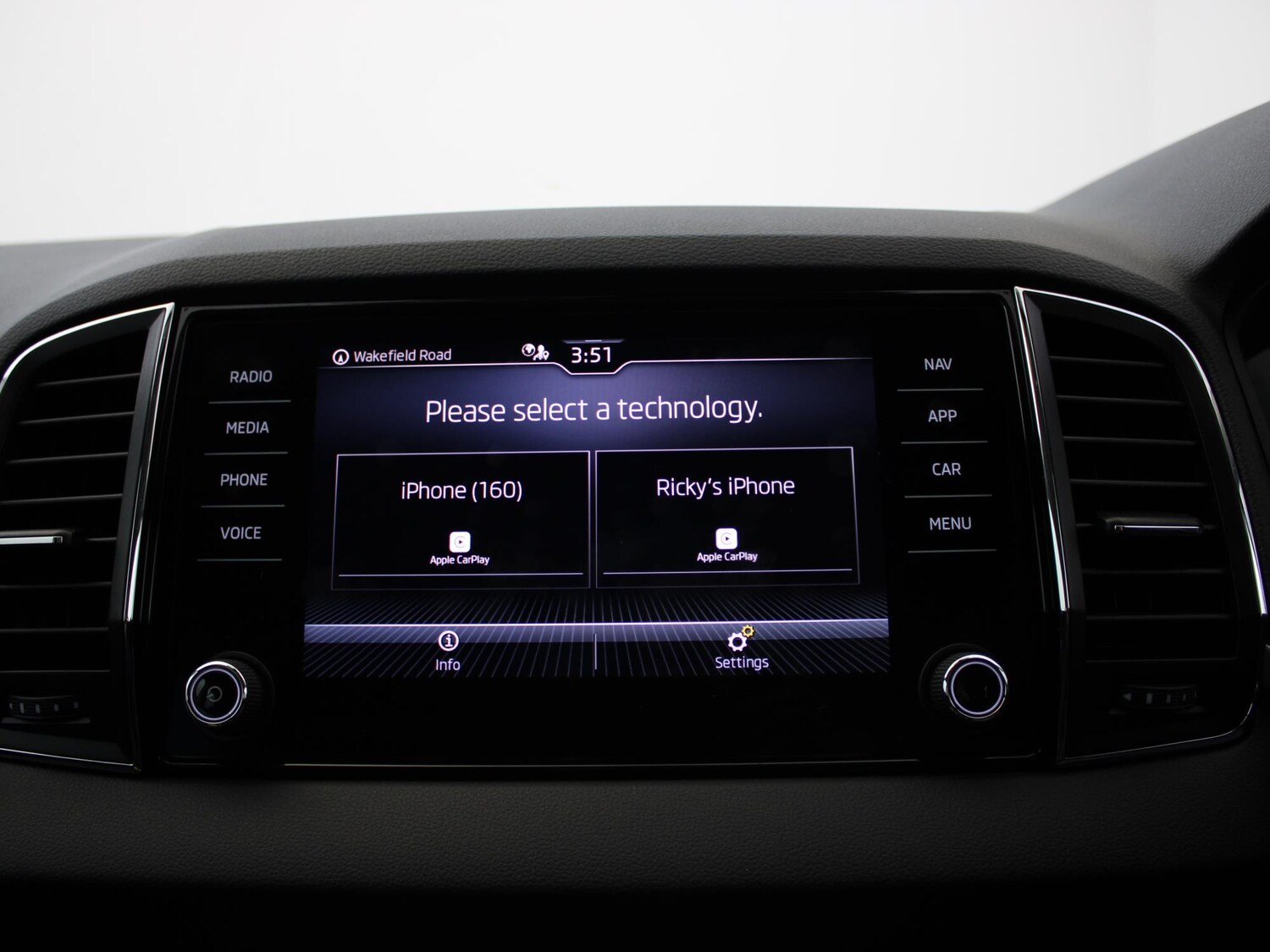 Used Skoda Karoq 2023 for sale - 77415136: Photo 19