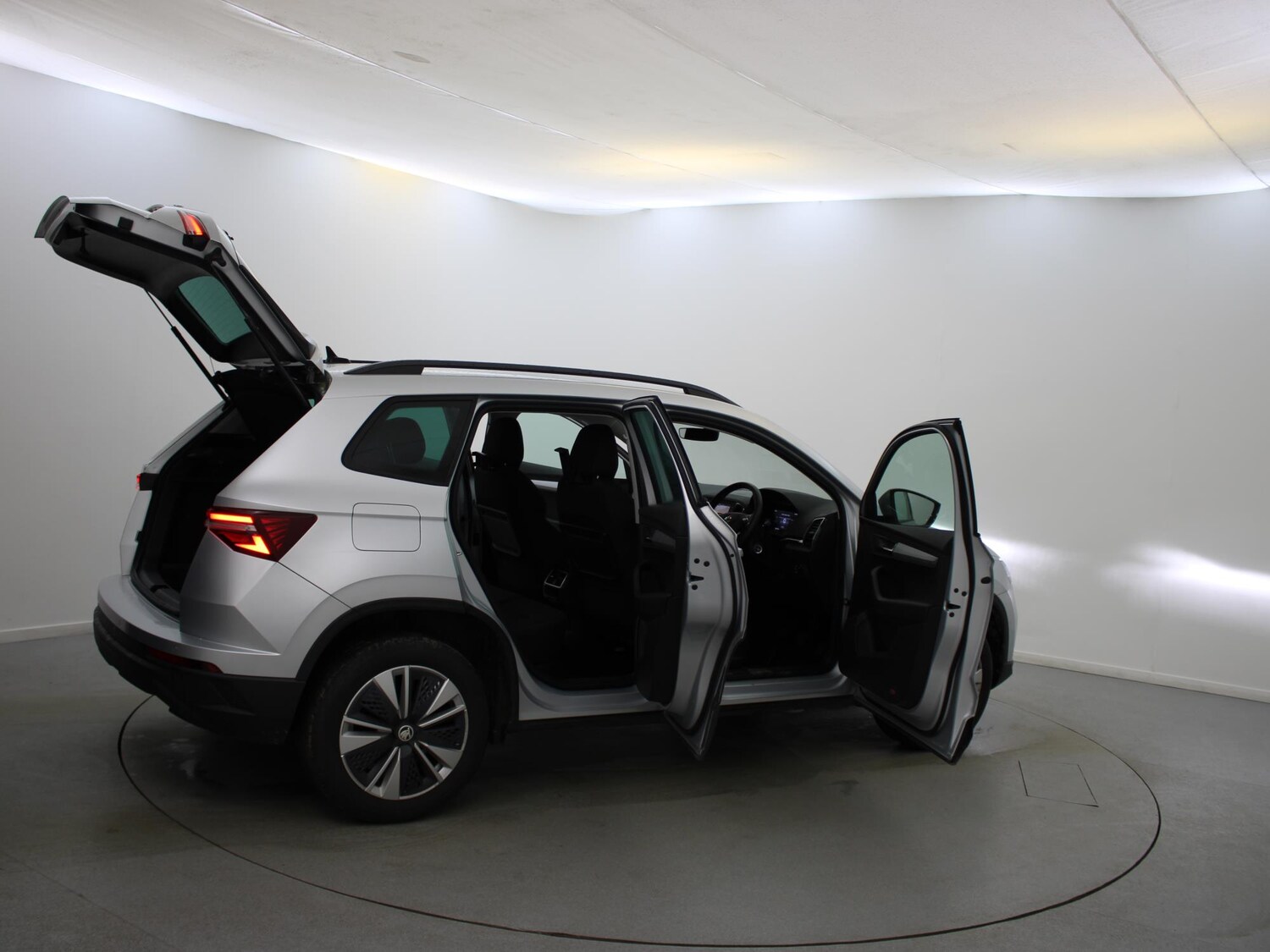 Used Skoda Karoq 2023 for sale - 77415136: Photo 40