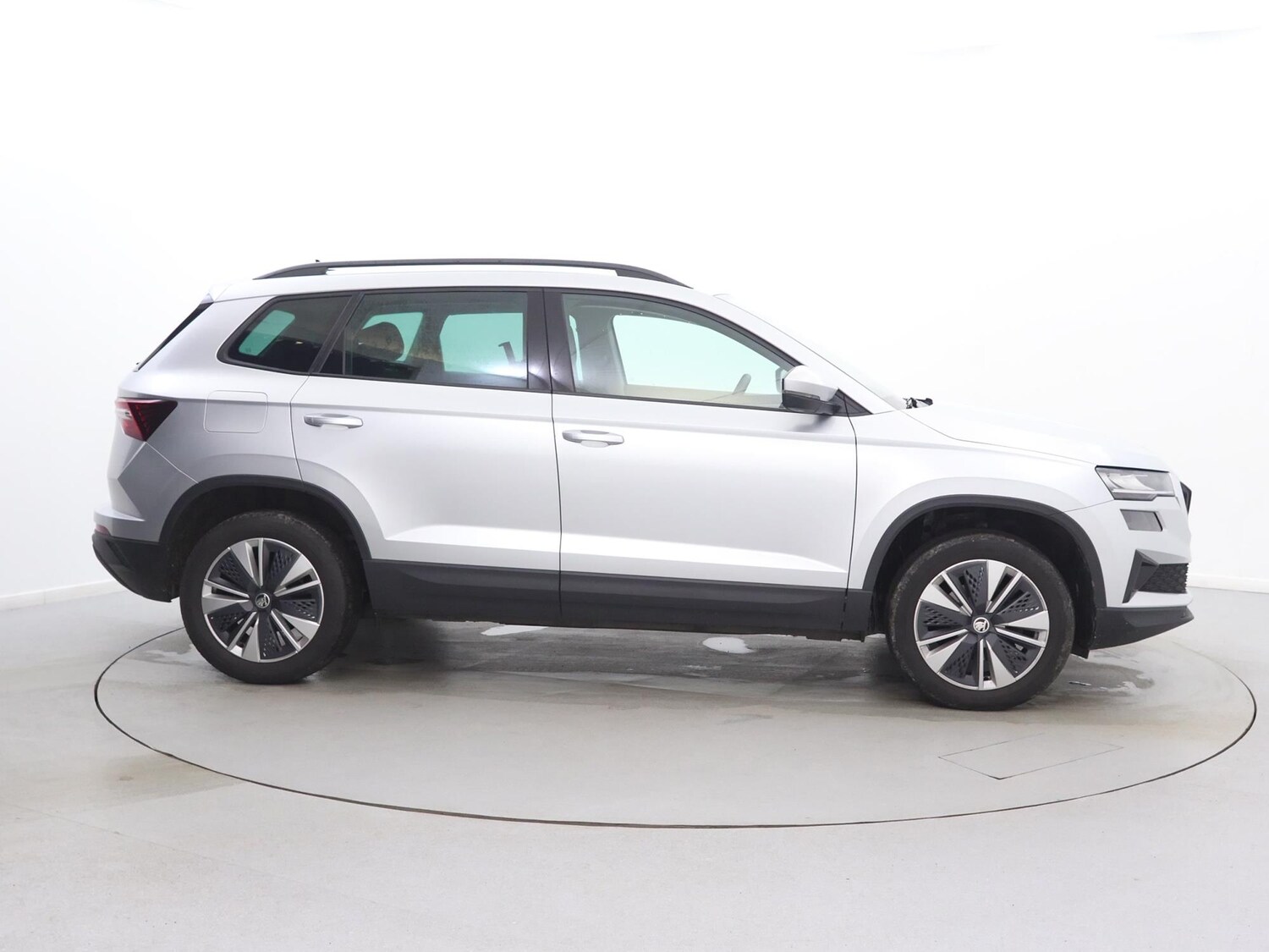 Used Skoda Karoq 2023 for sale - 77415136: Photo 8