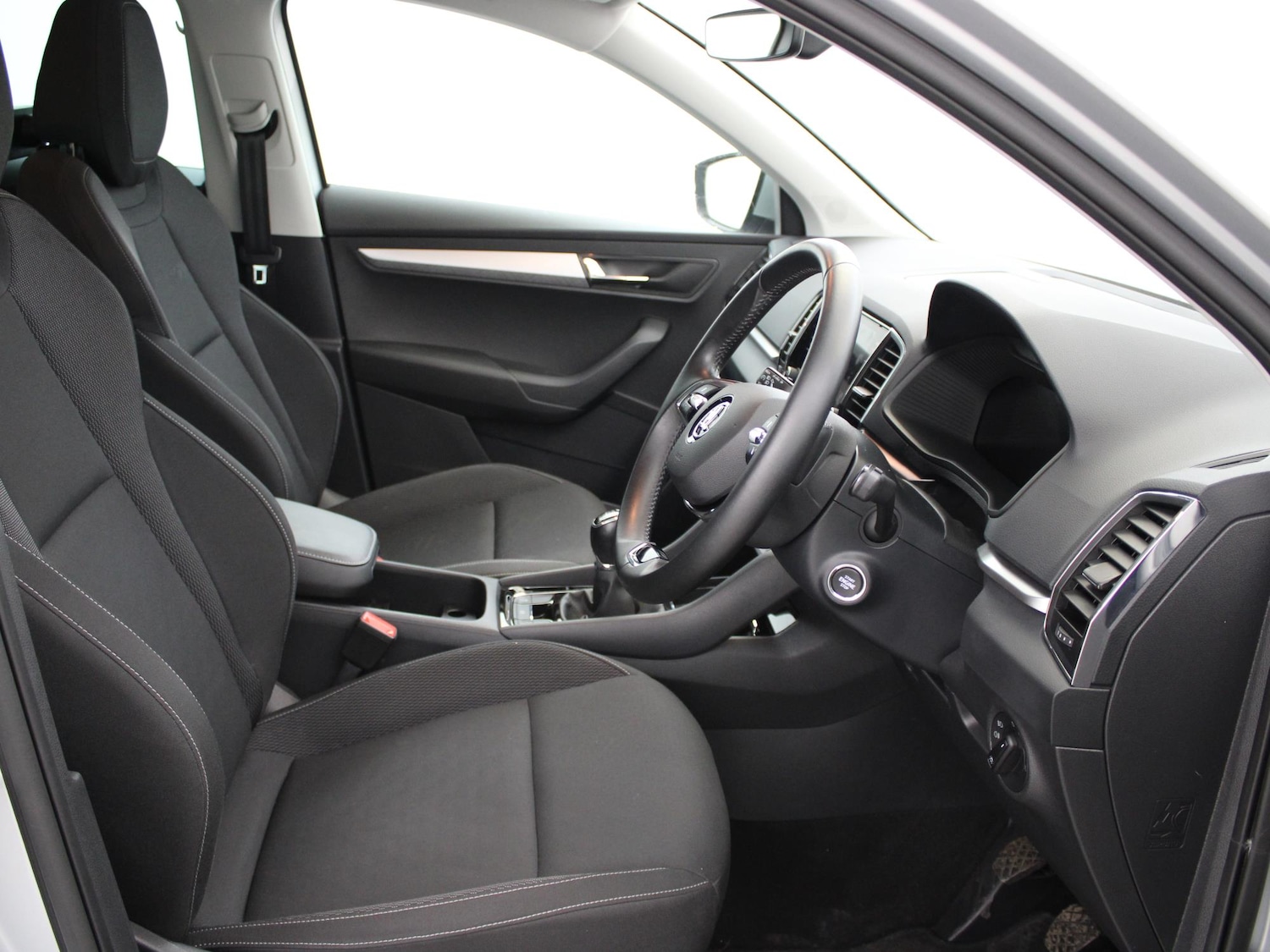 Used Skoda Karoq 2023 for sale - 77415136: Photo 9