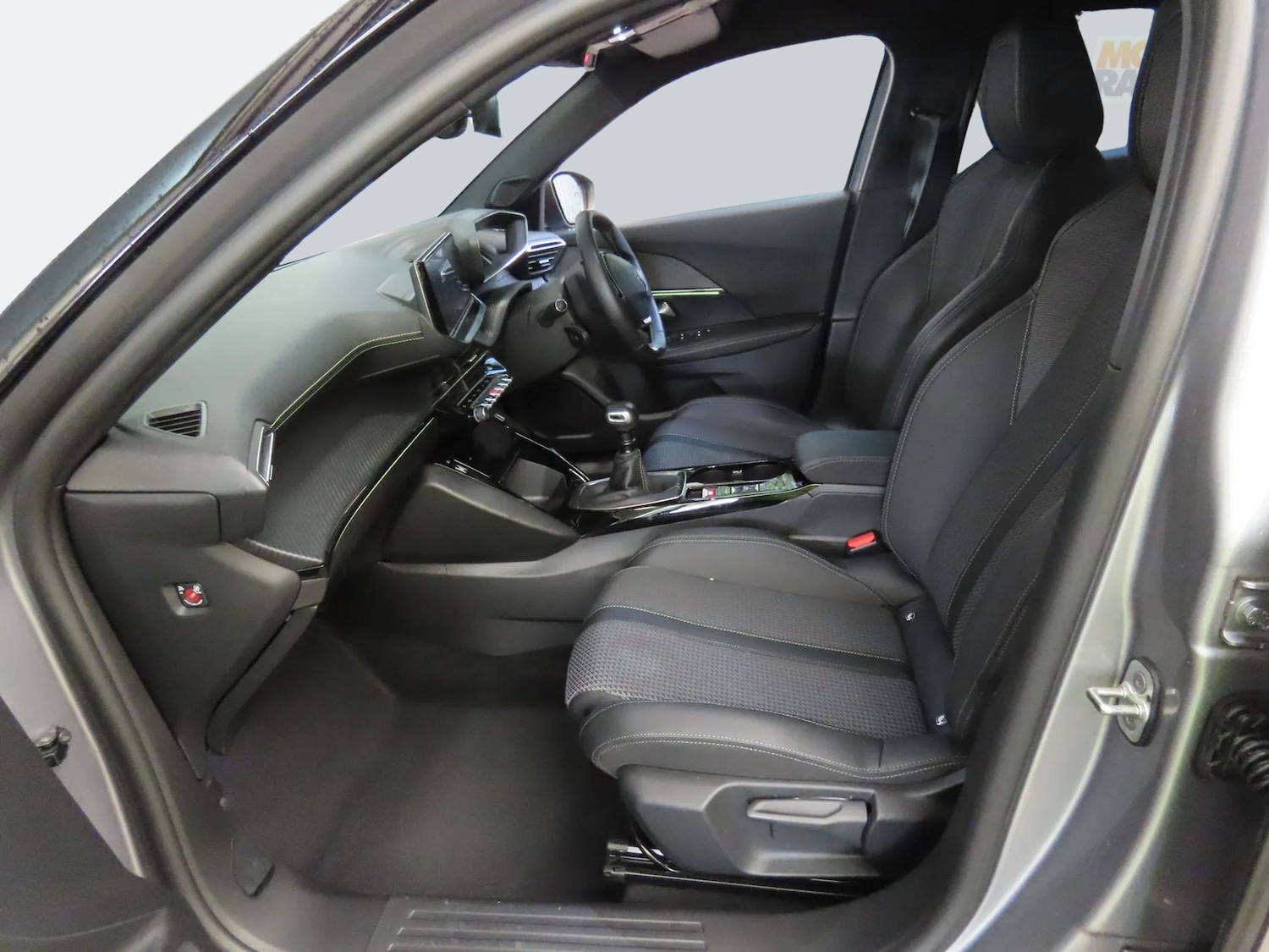 Used Peugeot 2008 2022 for sale - 76300201: Photo 10