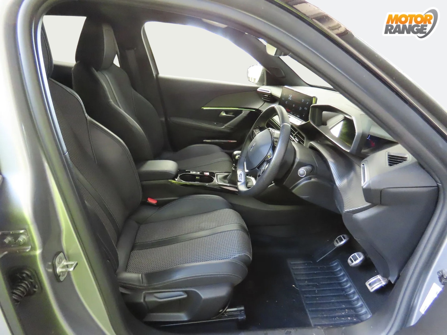 Used Peugeot 2008 2022 for sale - 76300201: Photo 9