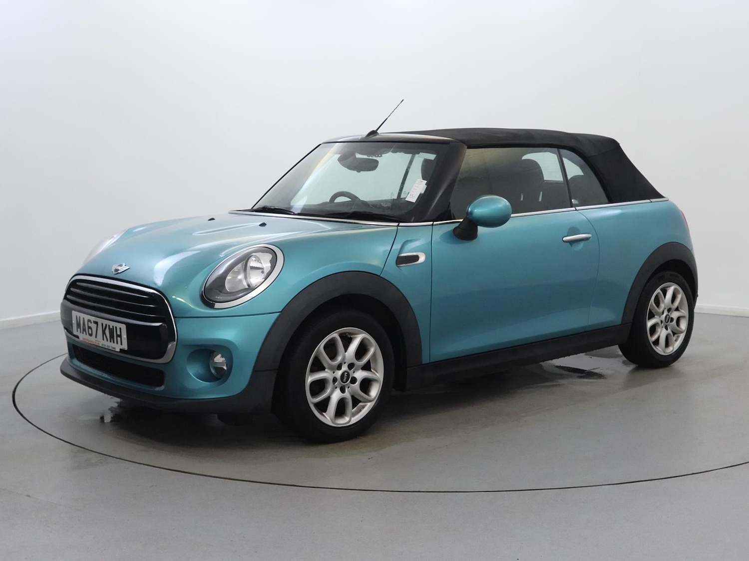 Used MINI Convertible 2017 for sale - 76311127: Photo 3
