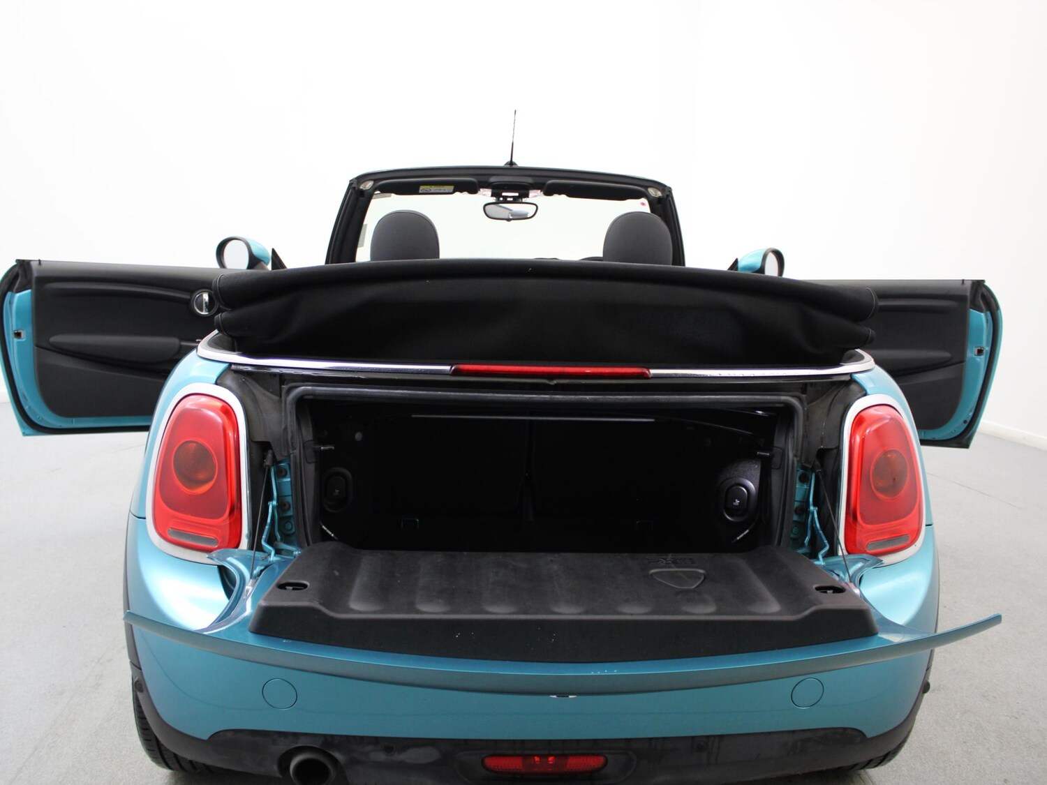 Used MINI Convertible 2017 for sale - 76311127: Photo 34