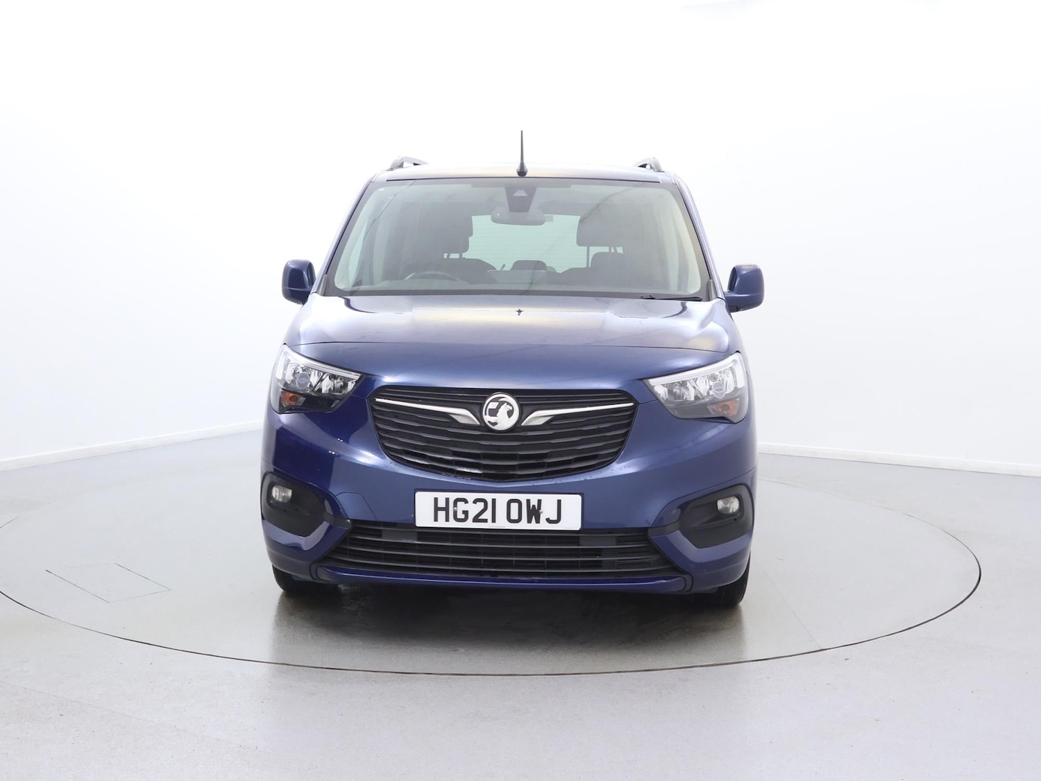 Used Vauxhall Combo Life 2021 for sale - 77348311: Photo 2